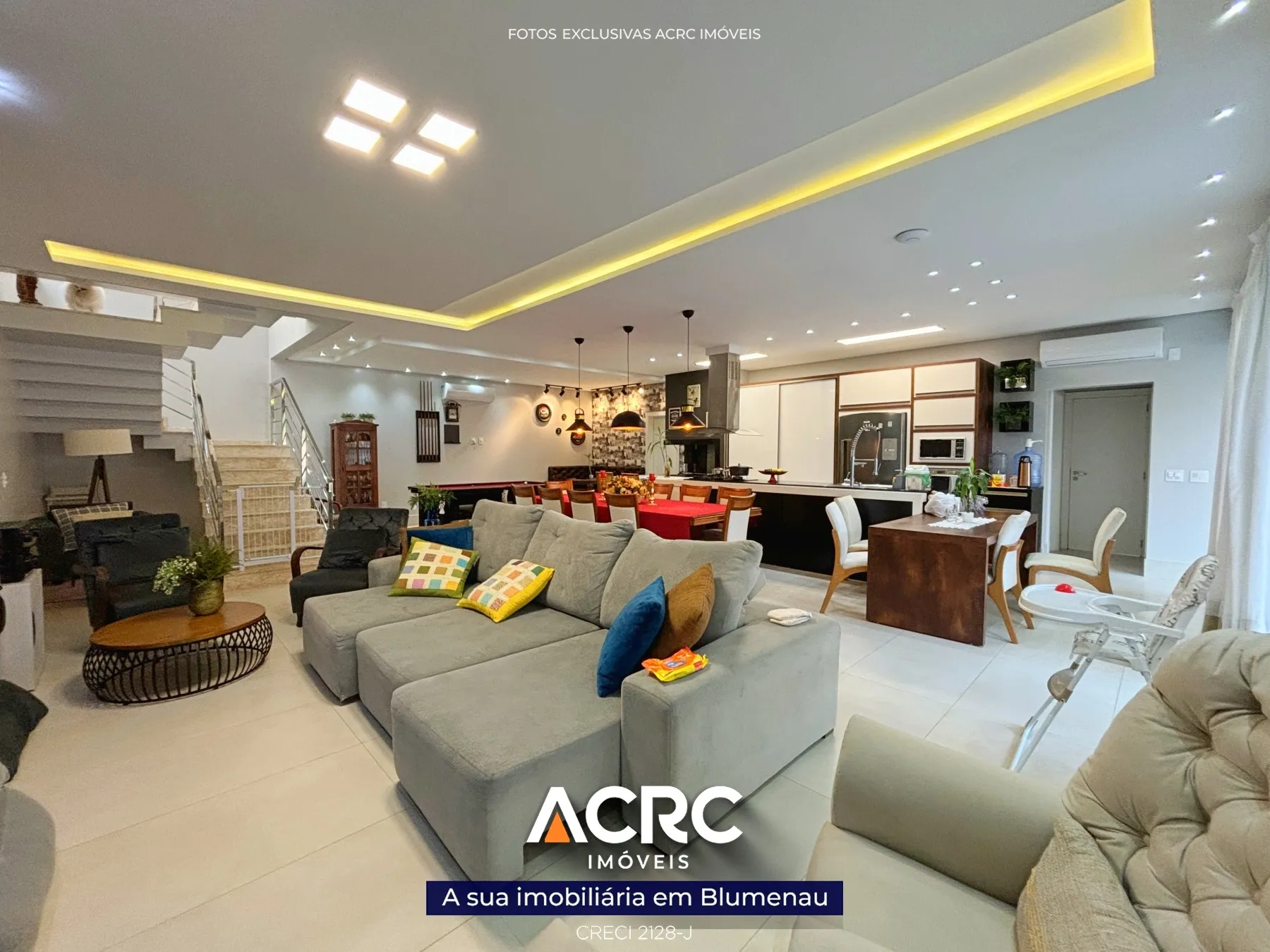 ACRC Imóveis - CA03241 - Casa para Venda no Bairro Itoupava Central — foto 4