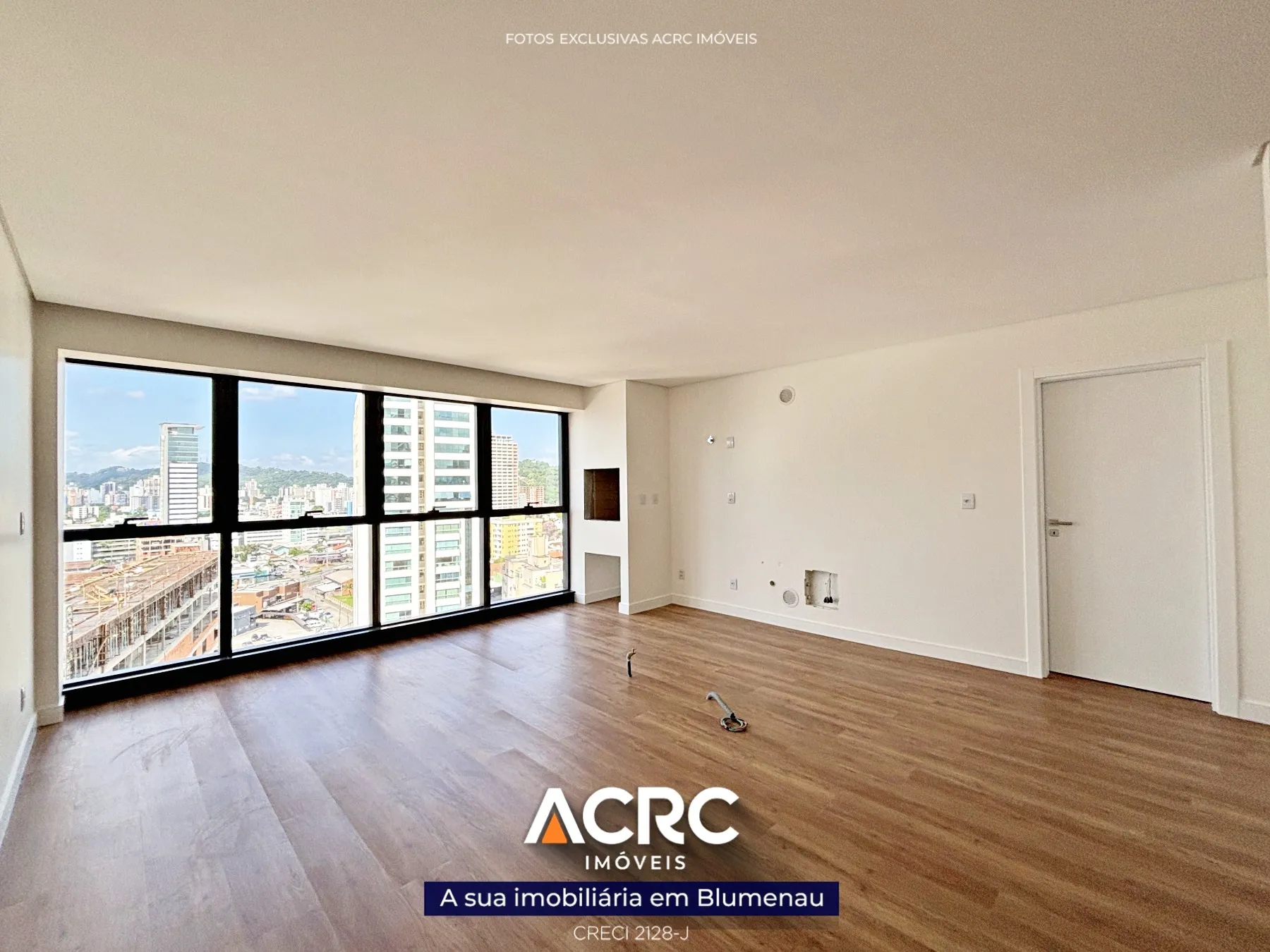 ACRC Imóveis - Apartamento para Venda no Bairro da Velha em Blumenau. - foto 1