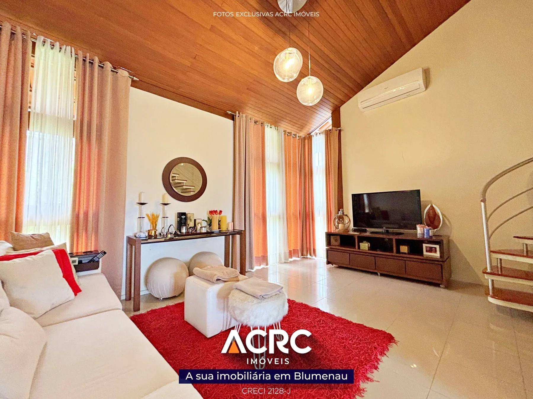 Casa · à venda · 3 quartos · 326m² · Velha, Blumenau