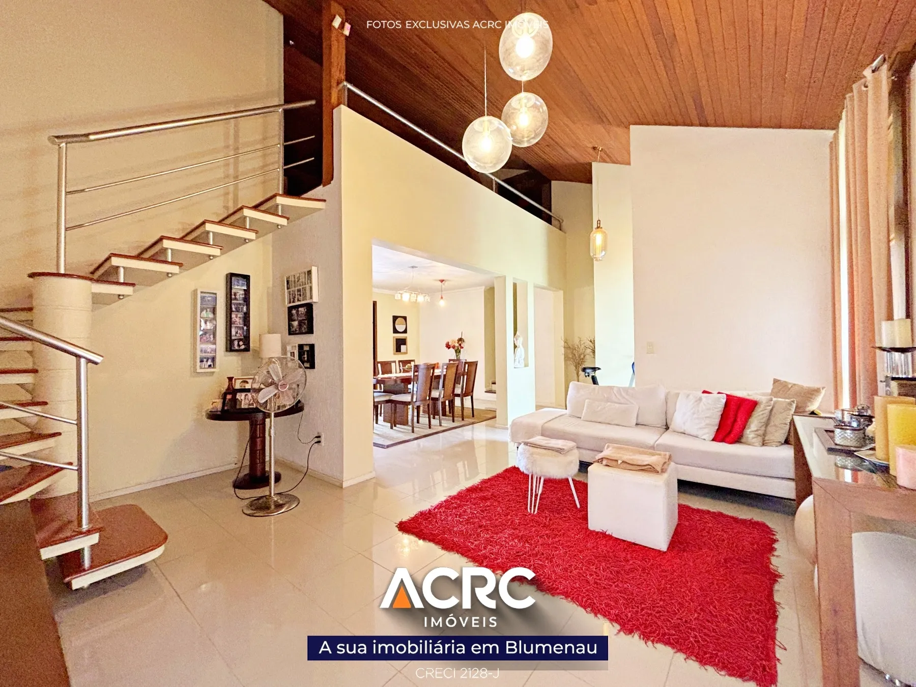 Casa · à venda · 3 quartos · 326m² · Velha, Blumenau