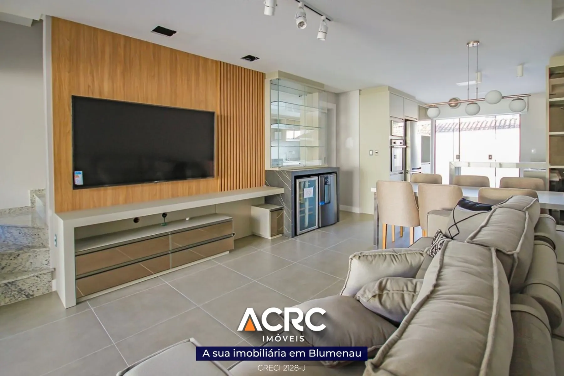 ACRC Imóveis - Sobrado para Venda no Bairro Vila Nova - foto 1