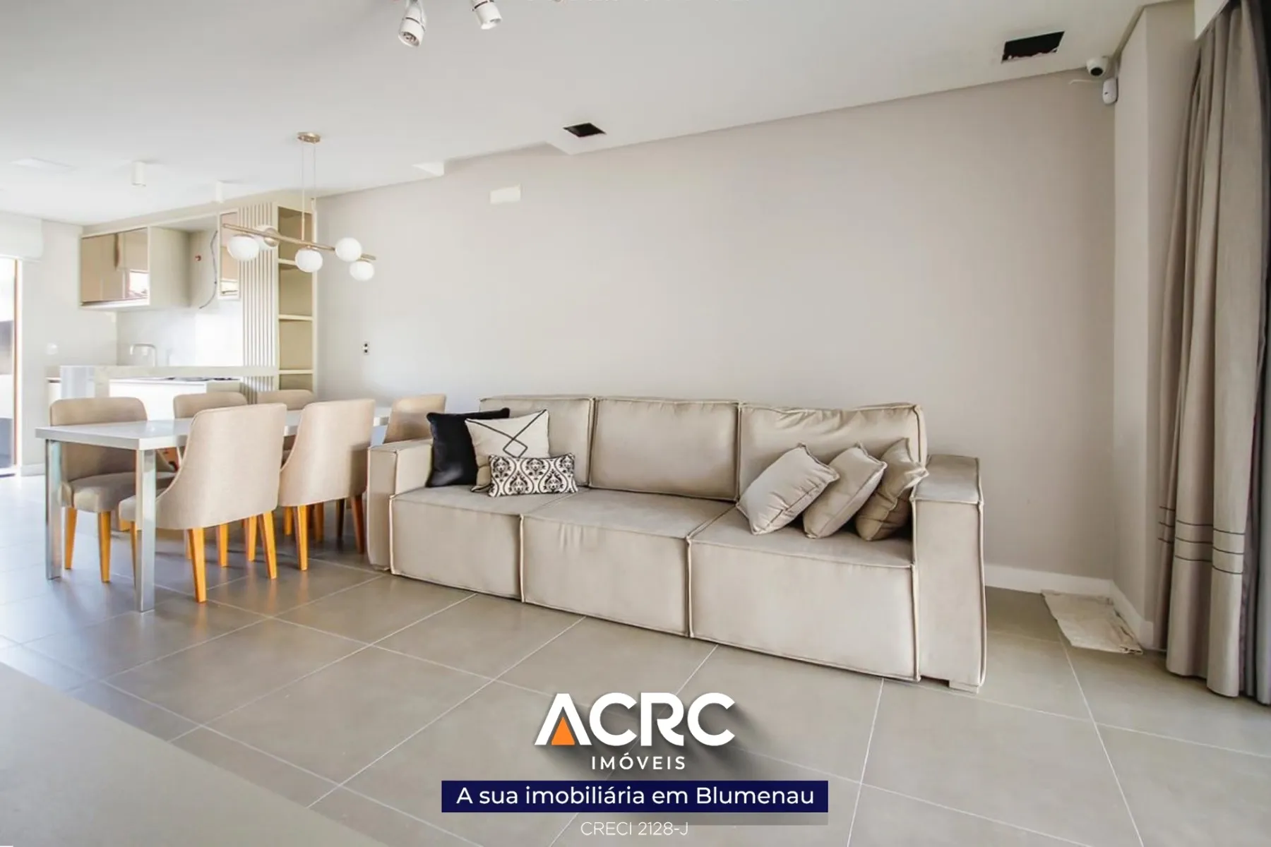 ACRC Imóveis - Sobrado para Venda no Bairro Vila Nova — foto 2
