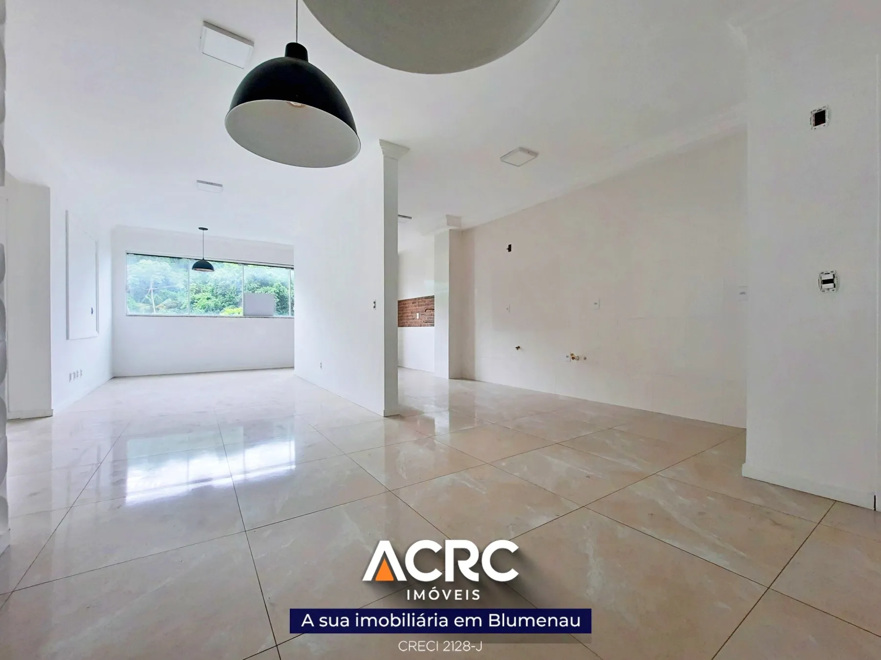 ACRC Imóveis - Apartamento para Venda no bairro Itoupava seca em Blumenau. — foto 2