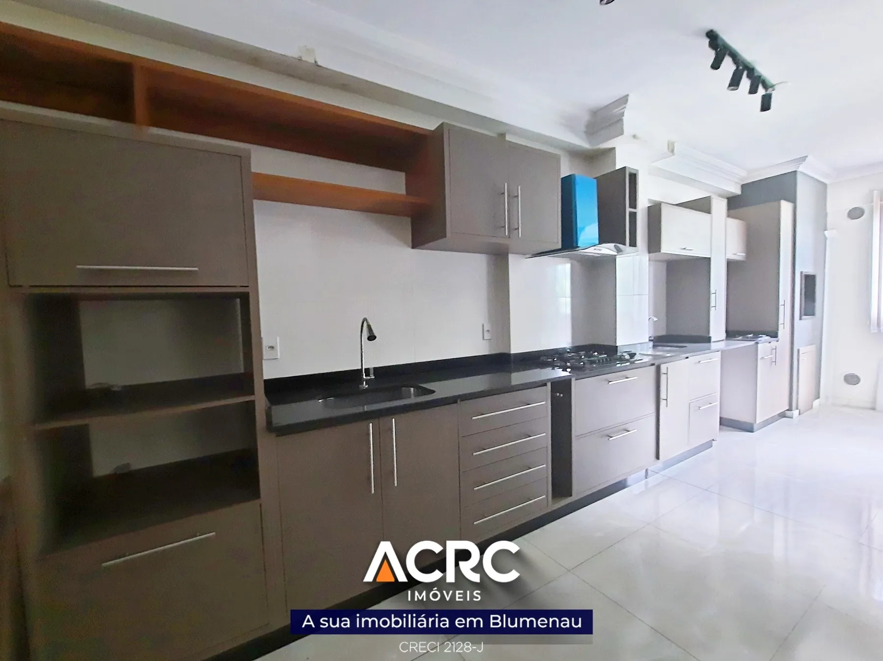 ACRC Imóveis - Apartamento para Venda no bairro Itoupava seca em Blumenau. — foto 6