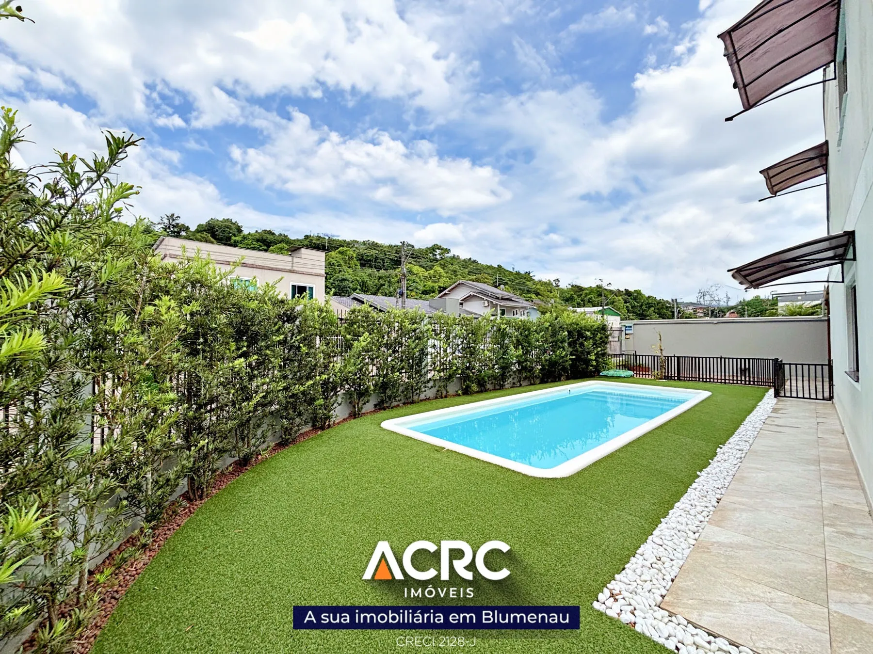 ACRC Imóveis - Sobrado para Venda no Bairro Itoupavazinha — foto 2