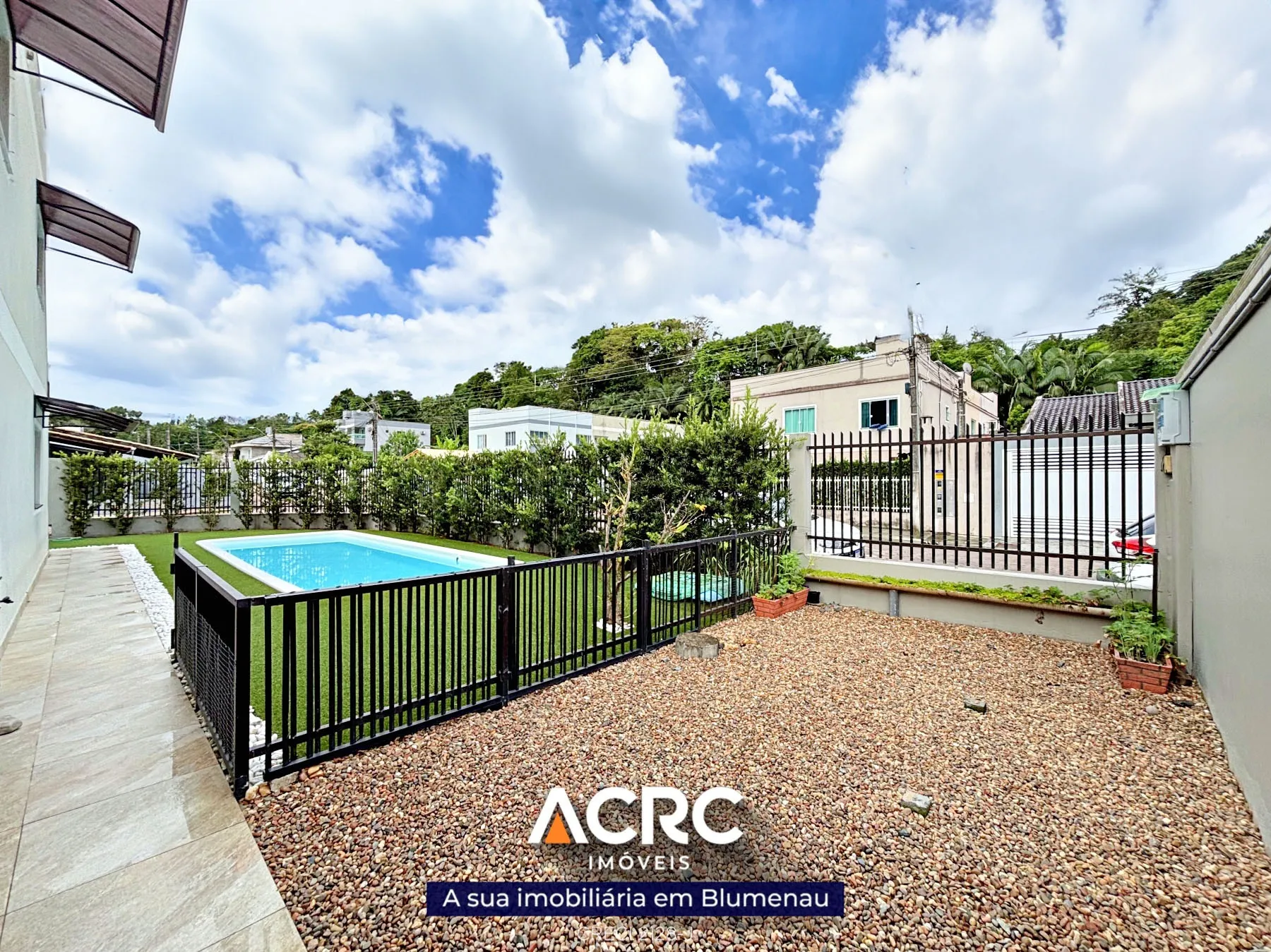 ACRC Imóveis - Sobrado para Venda no Bairro Itoupavazinha — foto 3