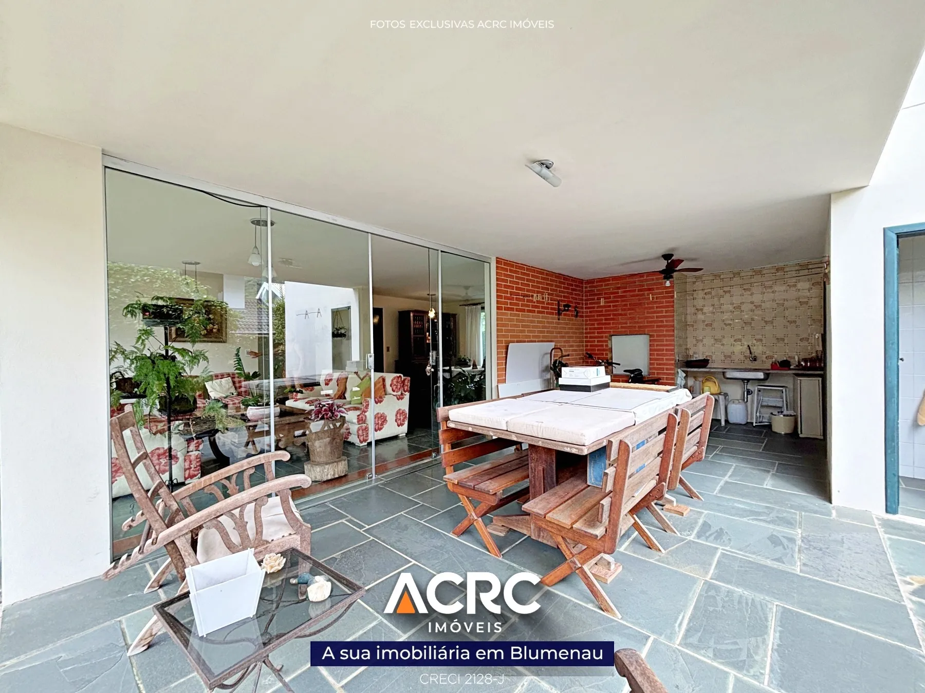 ACRC Imóveis - Casa para Venda em Blumenau no Bairro Vorstadt — foto 6