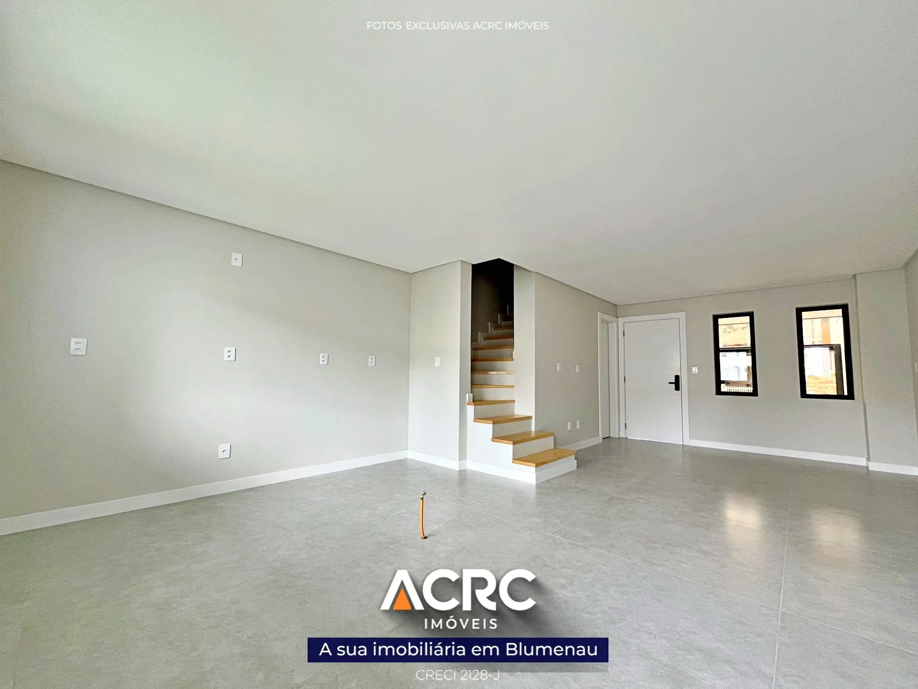 ACRC Imóveis - Sobrado para Venda no Bairro da Velha — foto 5