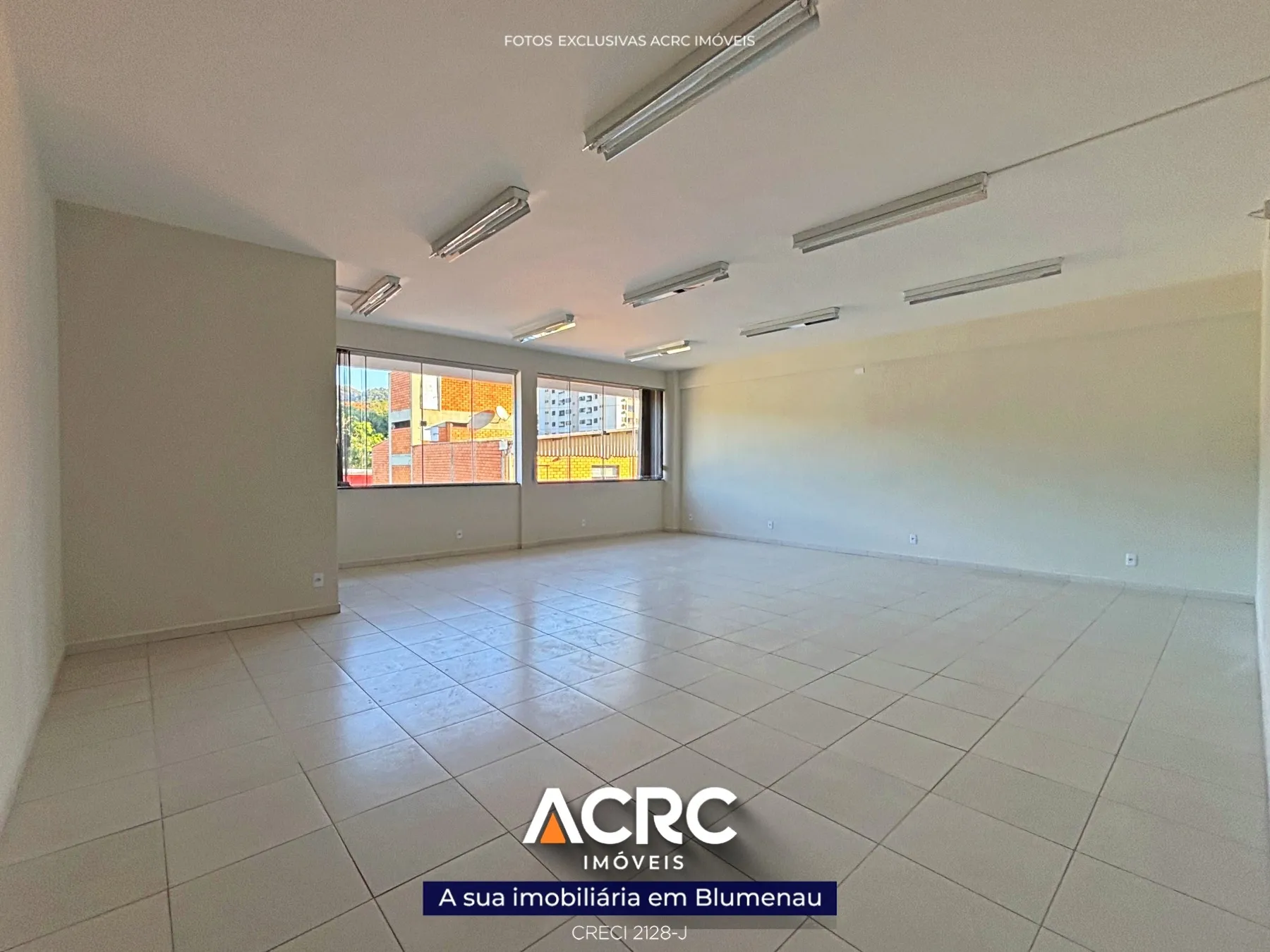 ACRC Imóveis - Sala comercial para Locação no Bairro da Velha — foto 3