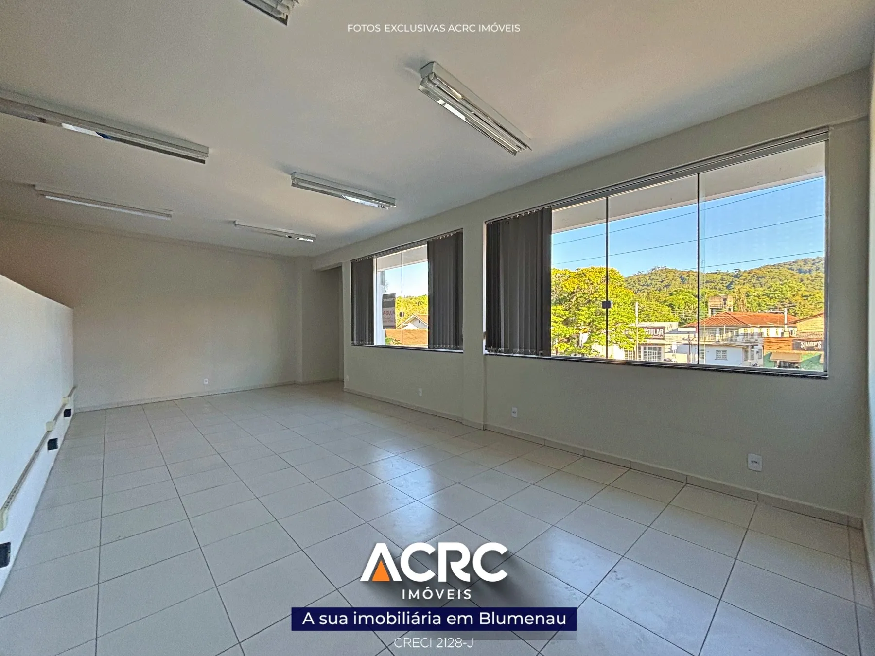 ACRC Imóveis - Sala comercial para Locação no Bairro da Velha — foto 2