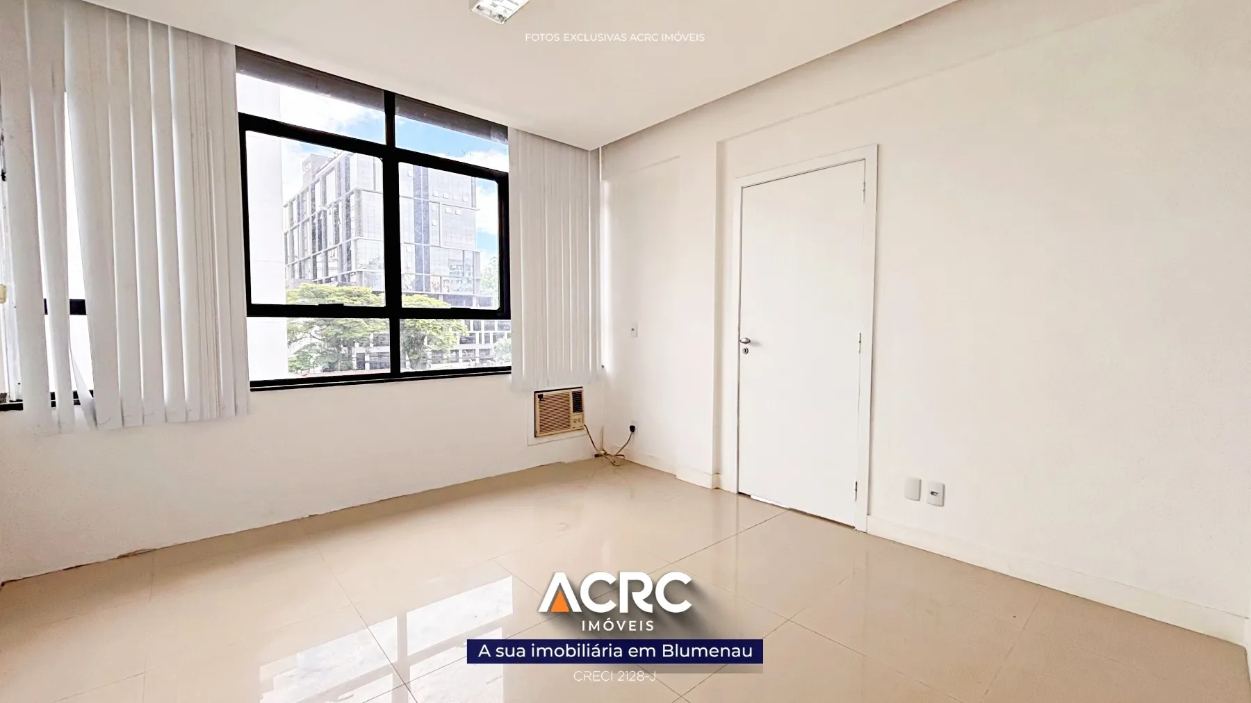 ACRC Imóveis - Sala comercial para Venda e Locação no Bairro Centro — foto 4