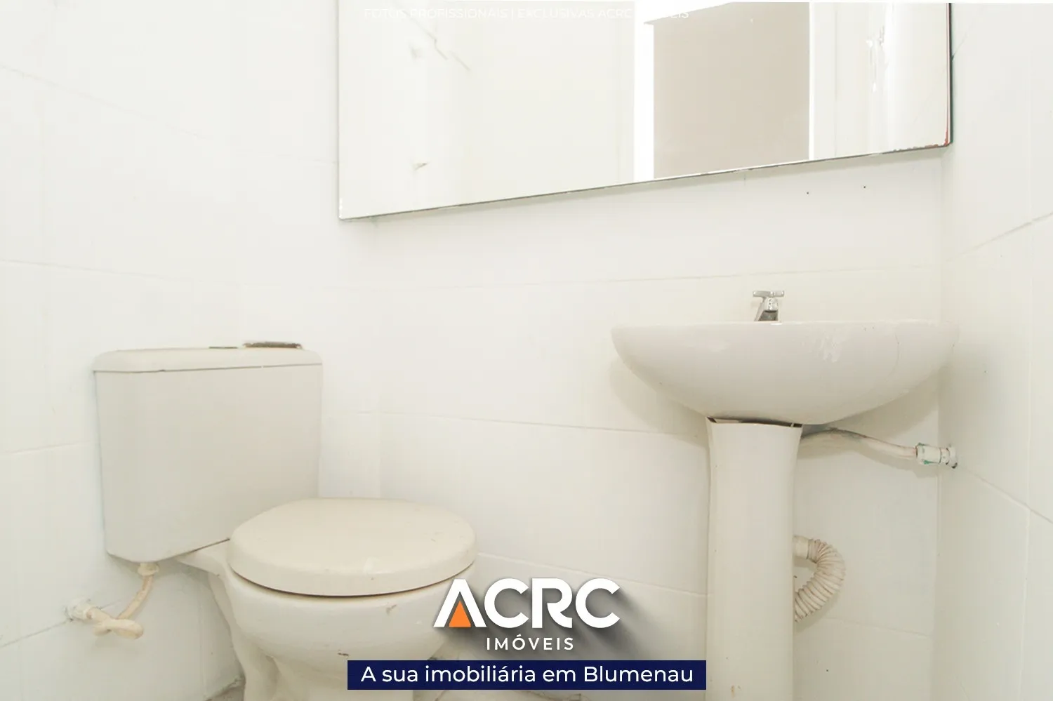 ACRC Imóveis - Prédio para Venda no Bairro Ponta Aguda. — foto 6