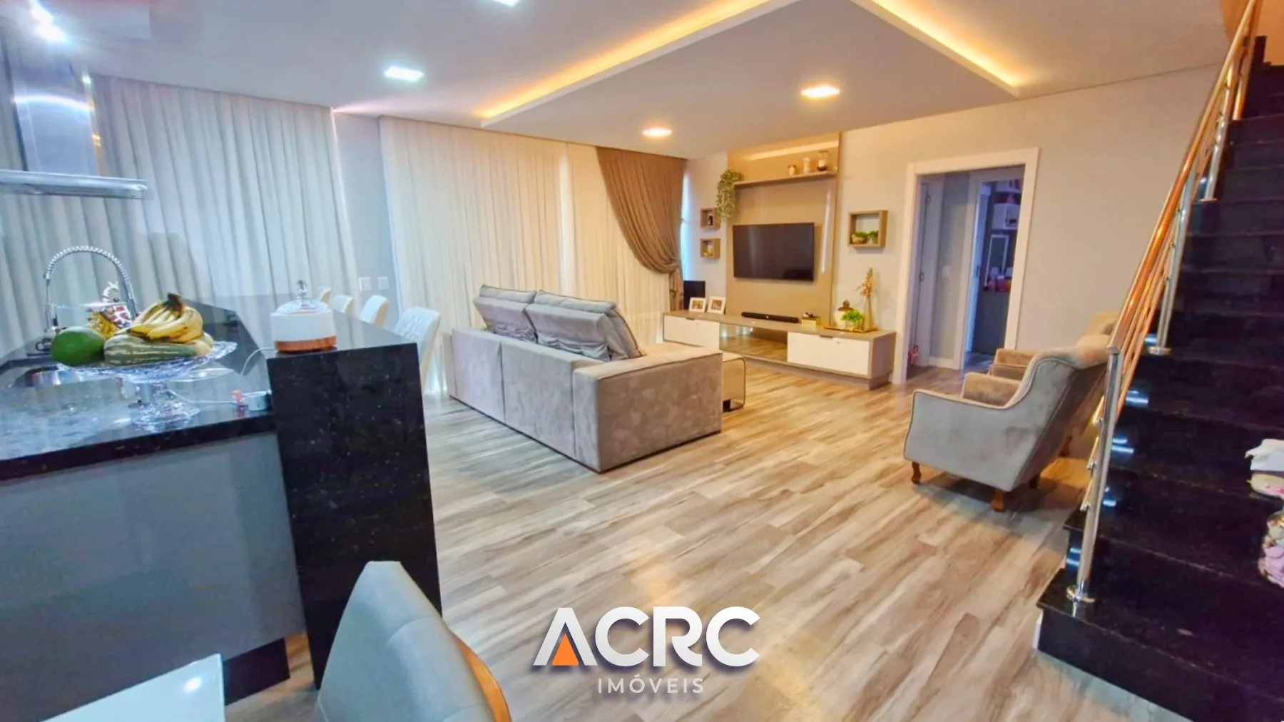 ACRC Imóveis - Casa para Venda no Bairro Ponta Aguda. — foto 5