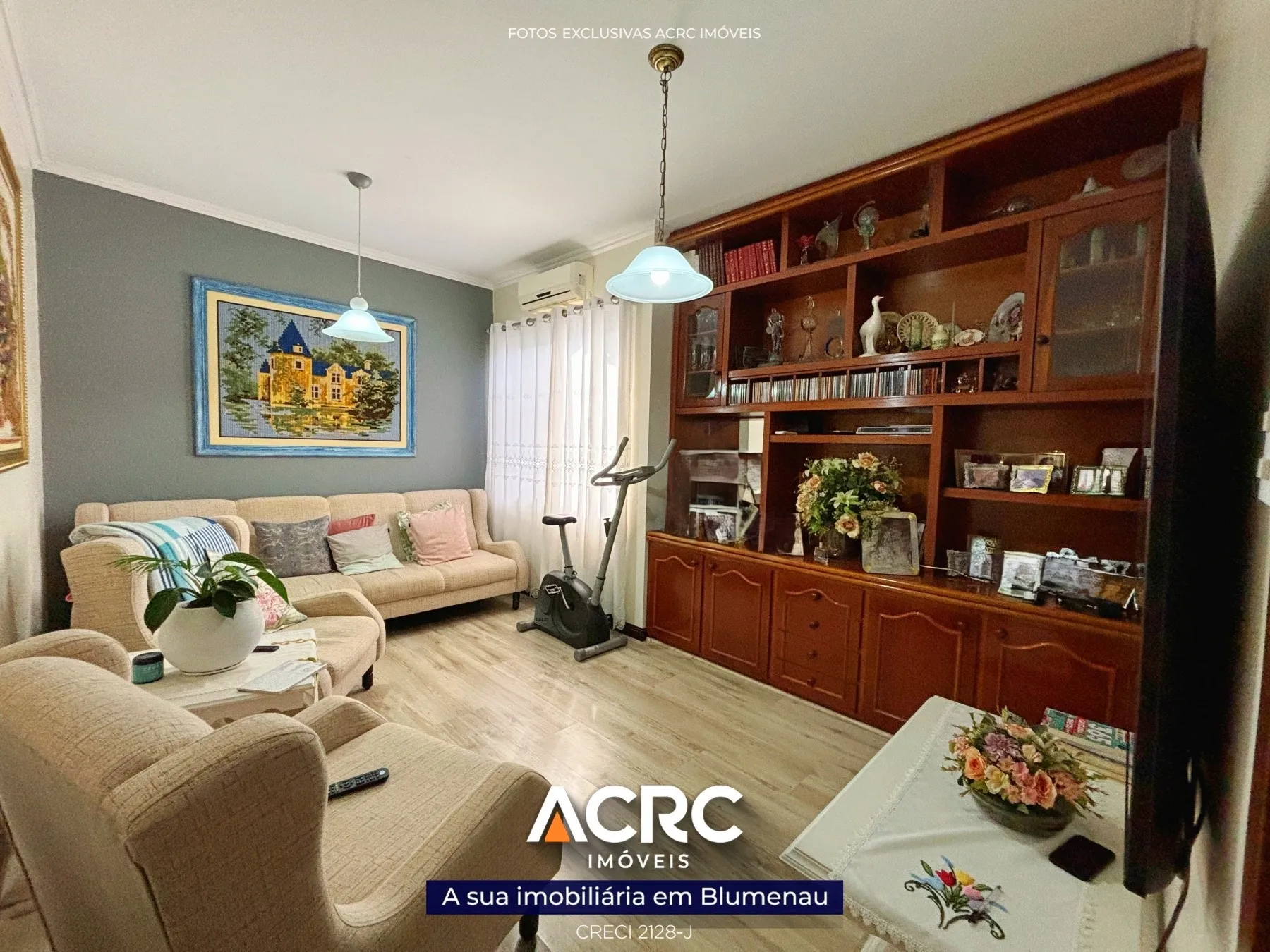 ACRC Imóveis - Casa para Venda no Bairro Garcia. — foto 2