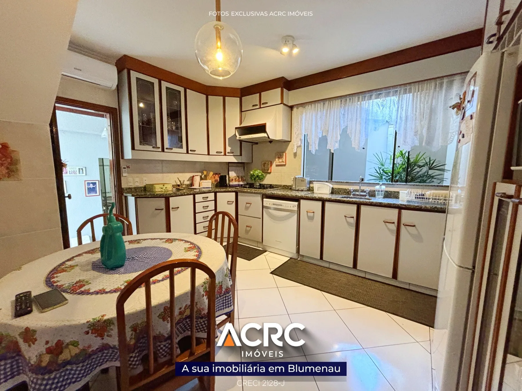 ACRC Imóveis - Casa para Venda no Bairro Garcia. — foto 5