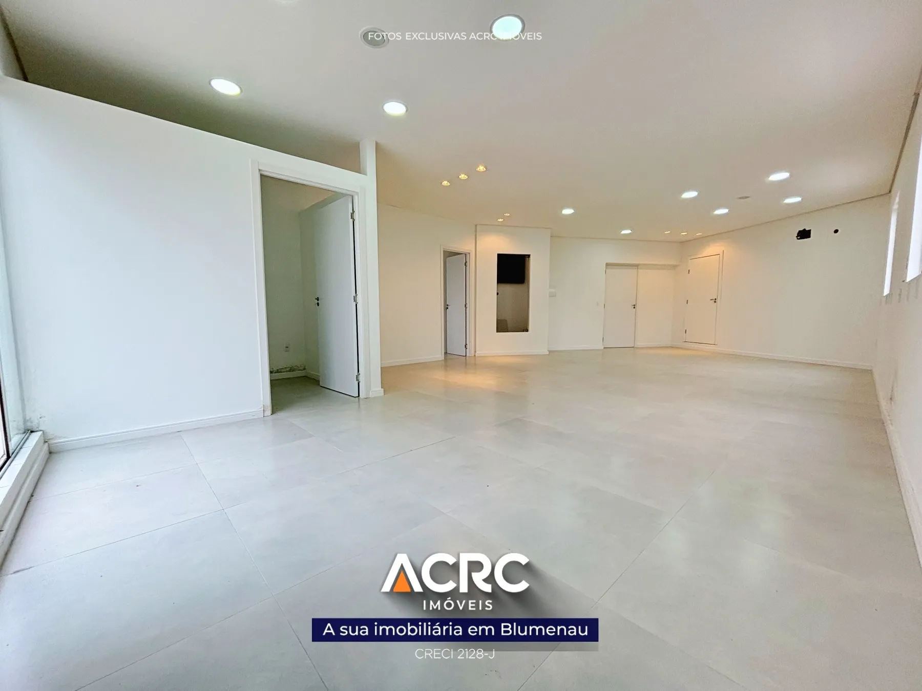 ACRC Imóveis - Sala comercial para Locação no Bairro Bom Retiro. — foto 3