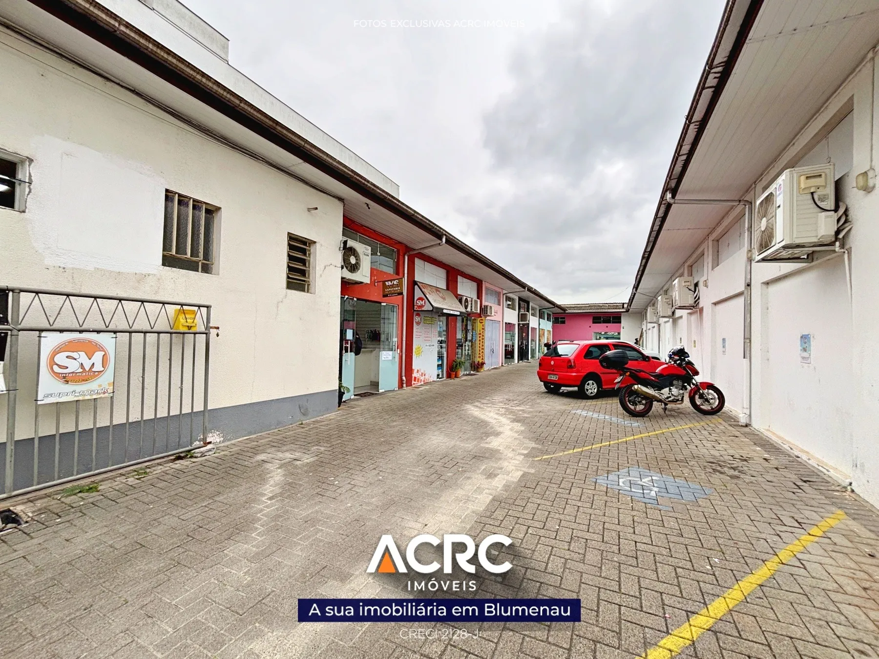 ACRC Imóveis - LJ00422 - Loja comercial para Locação no bairro Centro em Blumenau. — foto 2