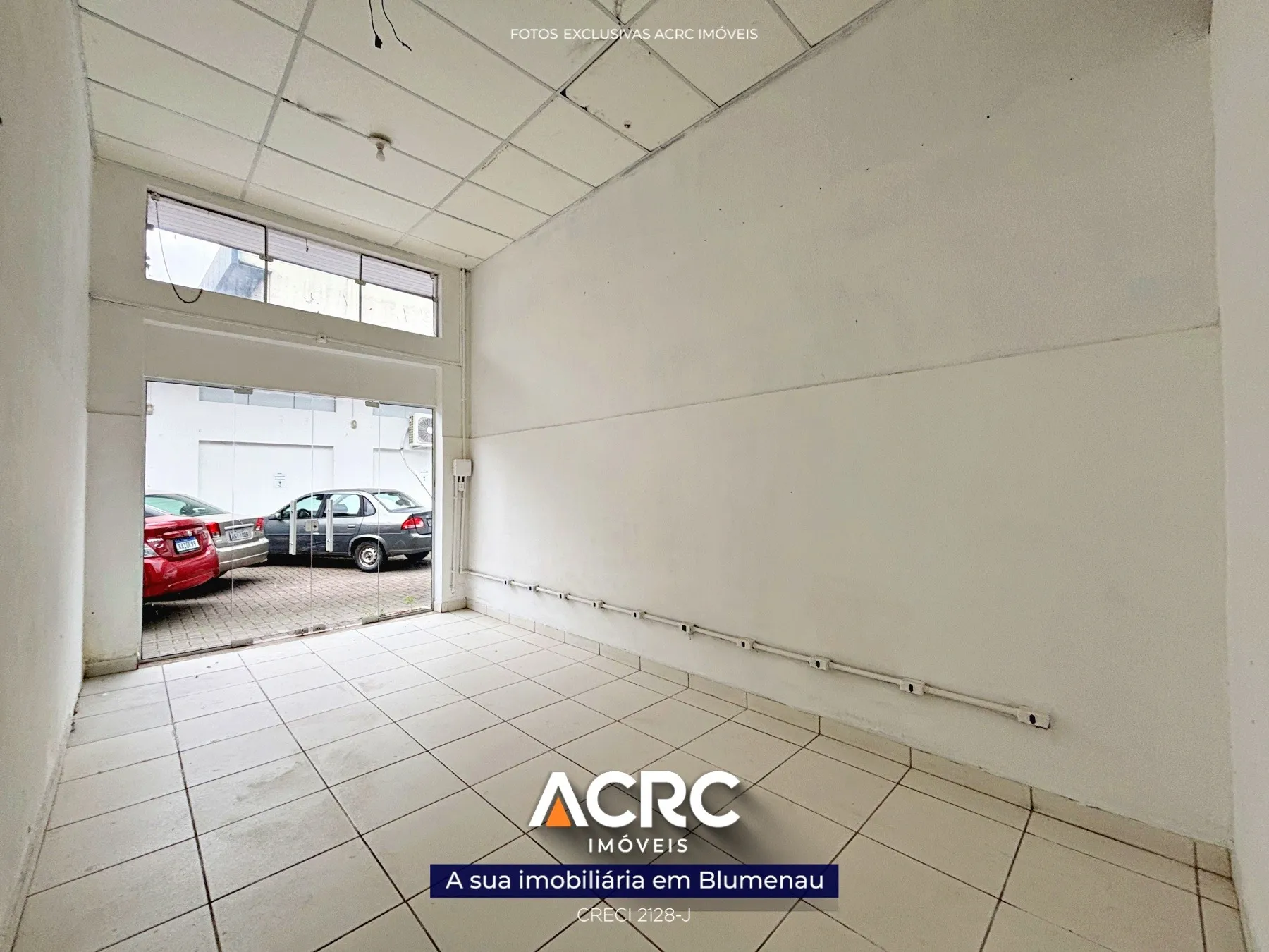 ACRC Imóveis - LJ00422 - Loja comercial para Locação no bairro Centro em Blumenau. — foto 3