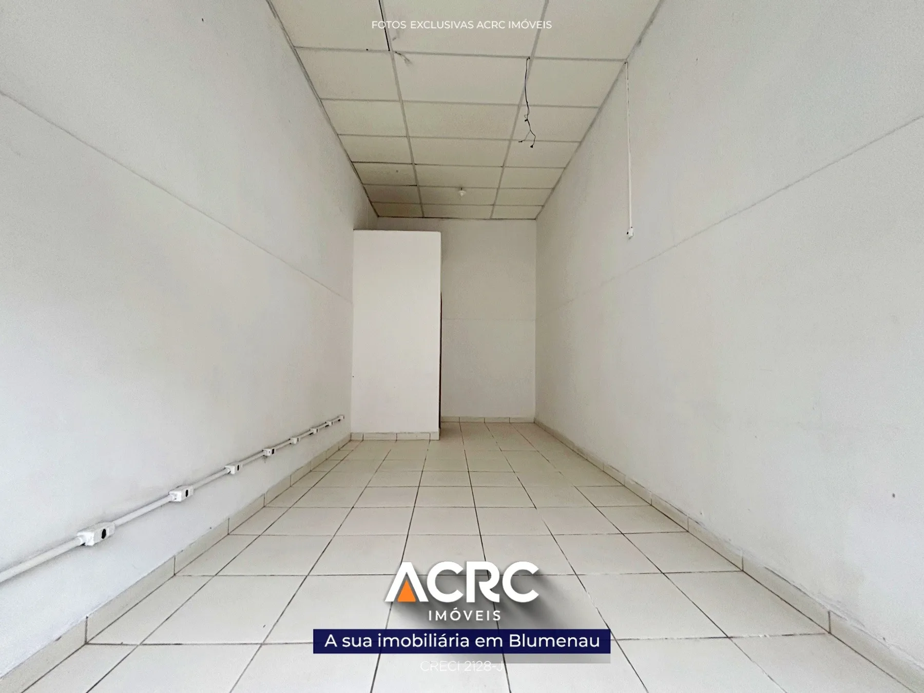 ACRC Imóveis - LJ00422 - Loja comercial para Locação no bairro Centro em Blumenau. — foto 5