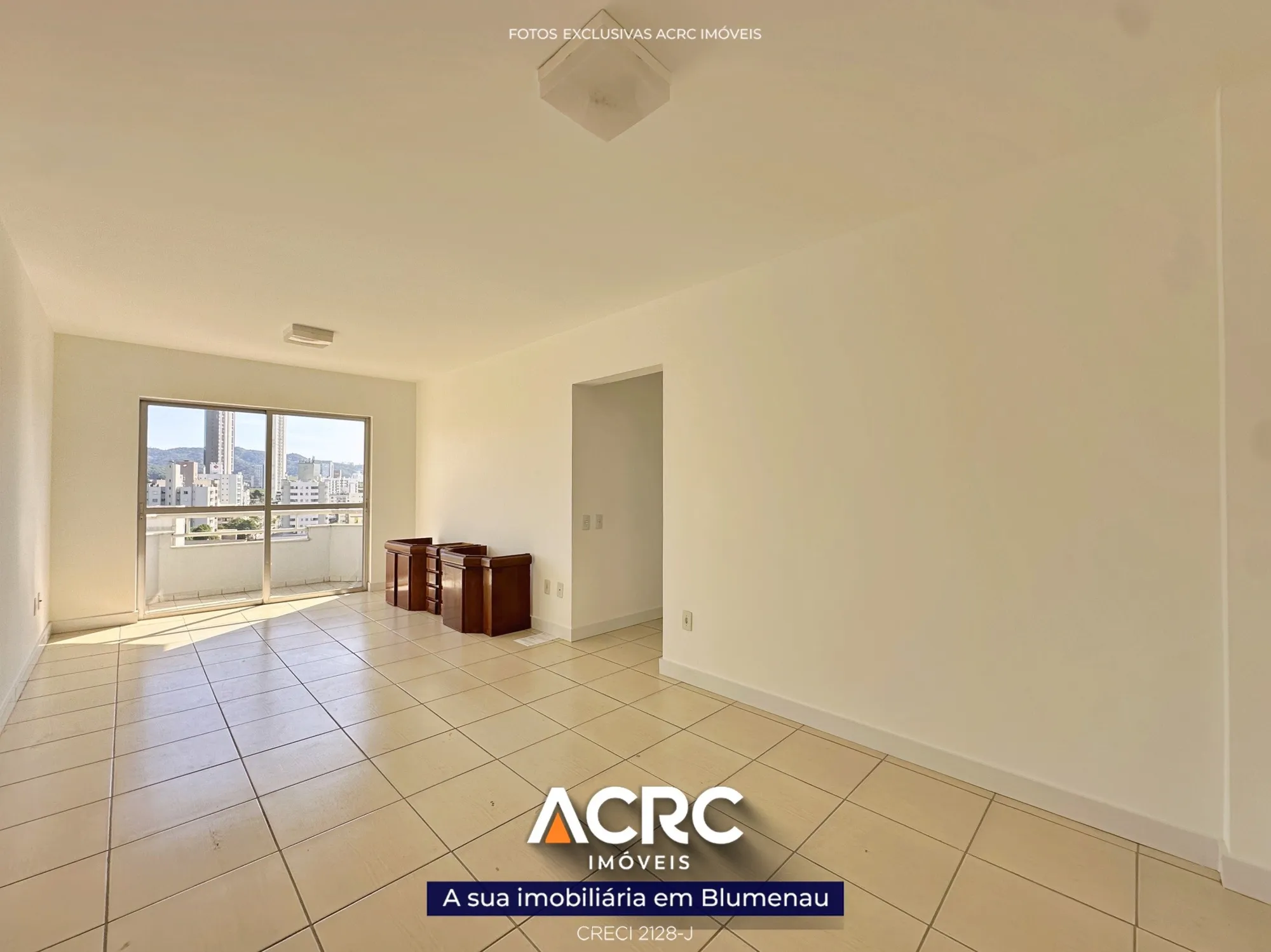 ACRC Imóveis - Apartamento para Locação no bairro Victor Konder em Blumenau. - foto 1