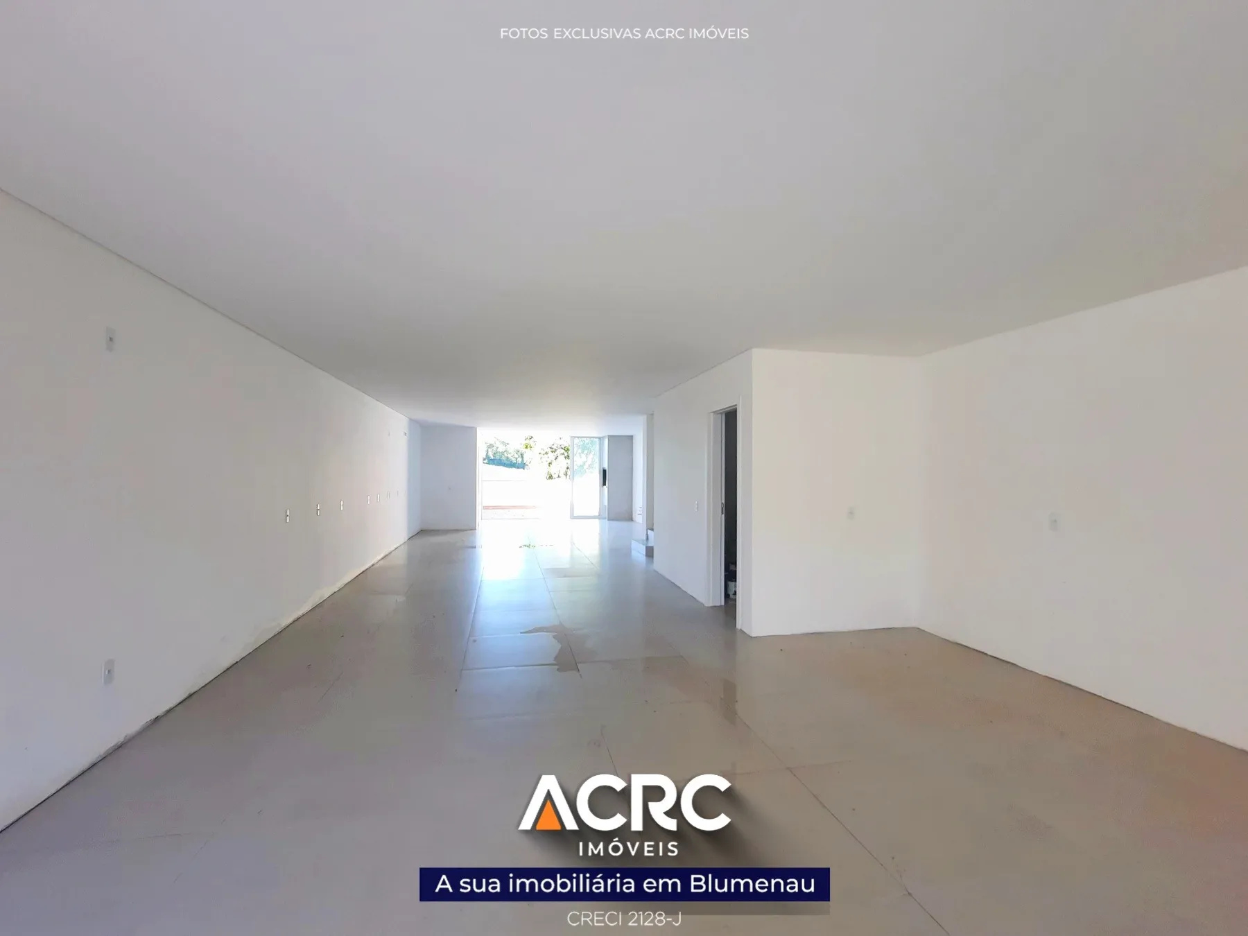 ACRC Imóveis - Casa para Venda no bairro da Velha em Blumenau. — foto 3