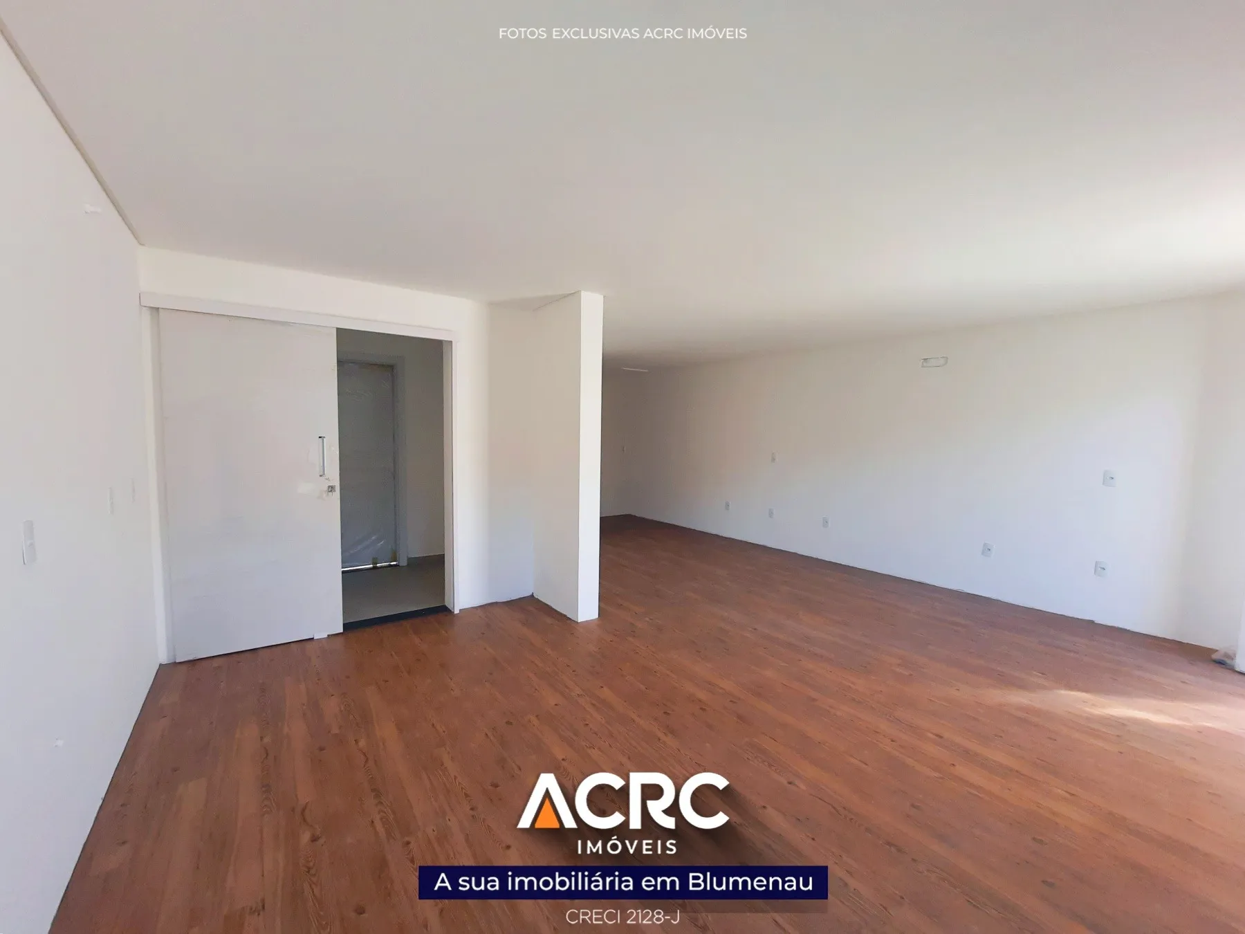 ACRC Imóveis - Casa para Venda no bairro da Velha em Blumenau. — foto 4