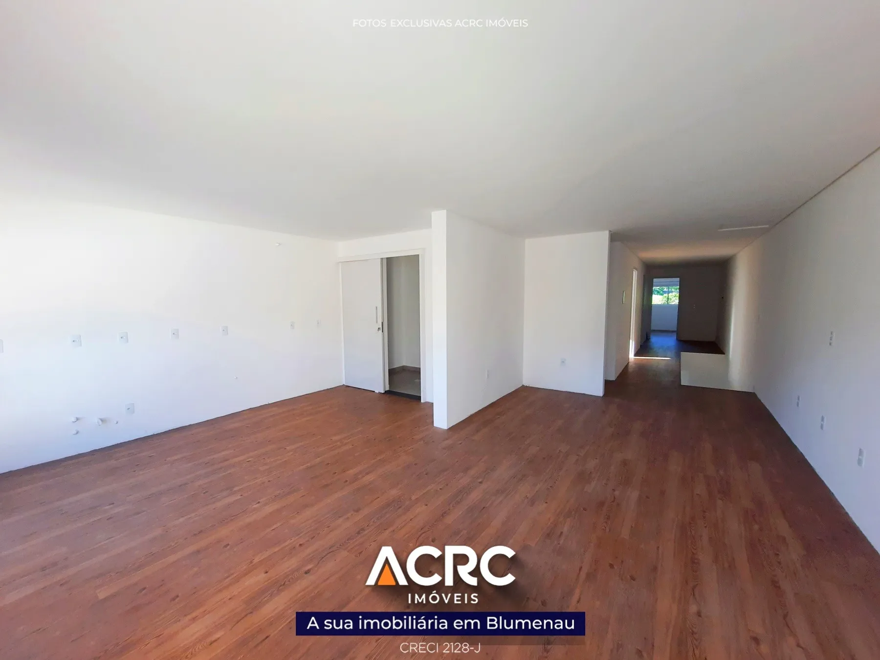 ACRC Imóveis - Casa para Venda no bairro da Velha em Blumenau. — foto 7
