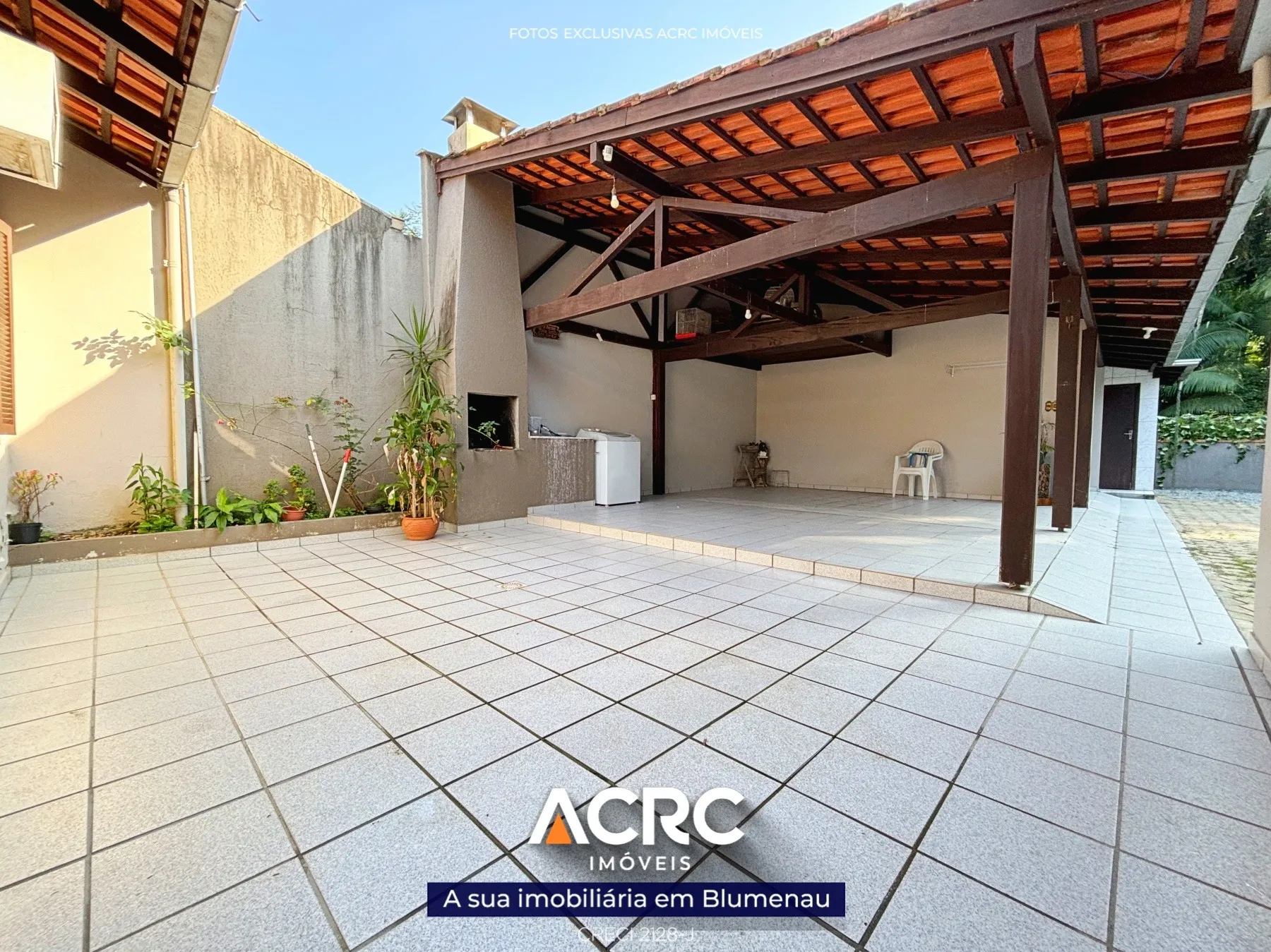 Casa · à venda · 3 quartos · 163m² · Salto, Blumenau