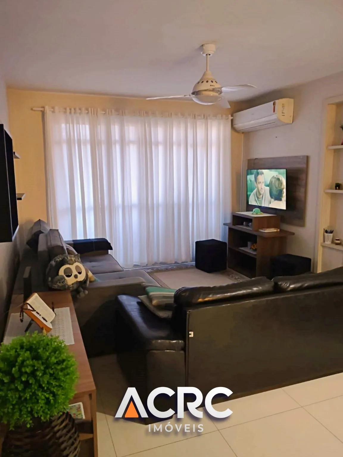 ACRC Imóveis - Apartamento para Venda no bairro Centro em Blumenau. — foto 2