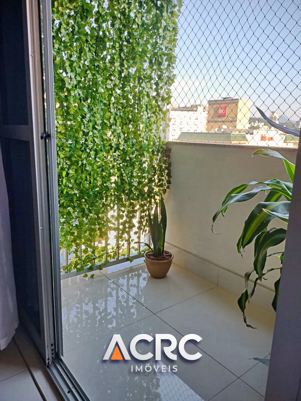 ACRC Imóveis - Apartamento para Venda no bairro Centro em Blumenau. — foto 3