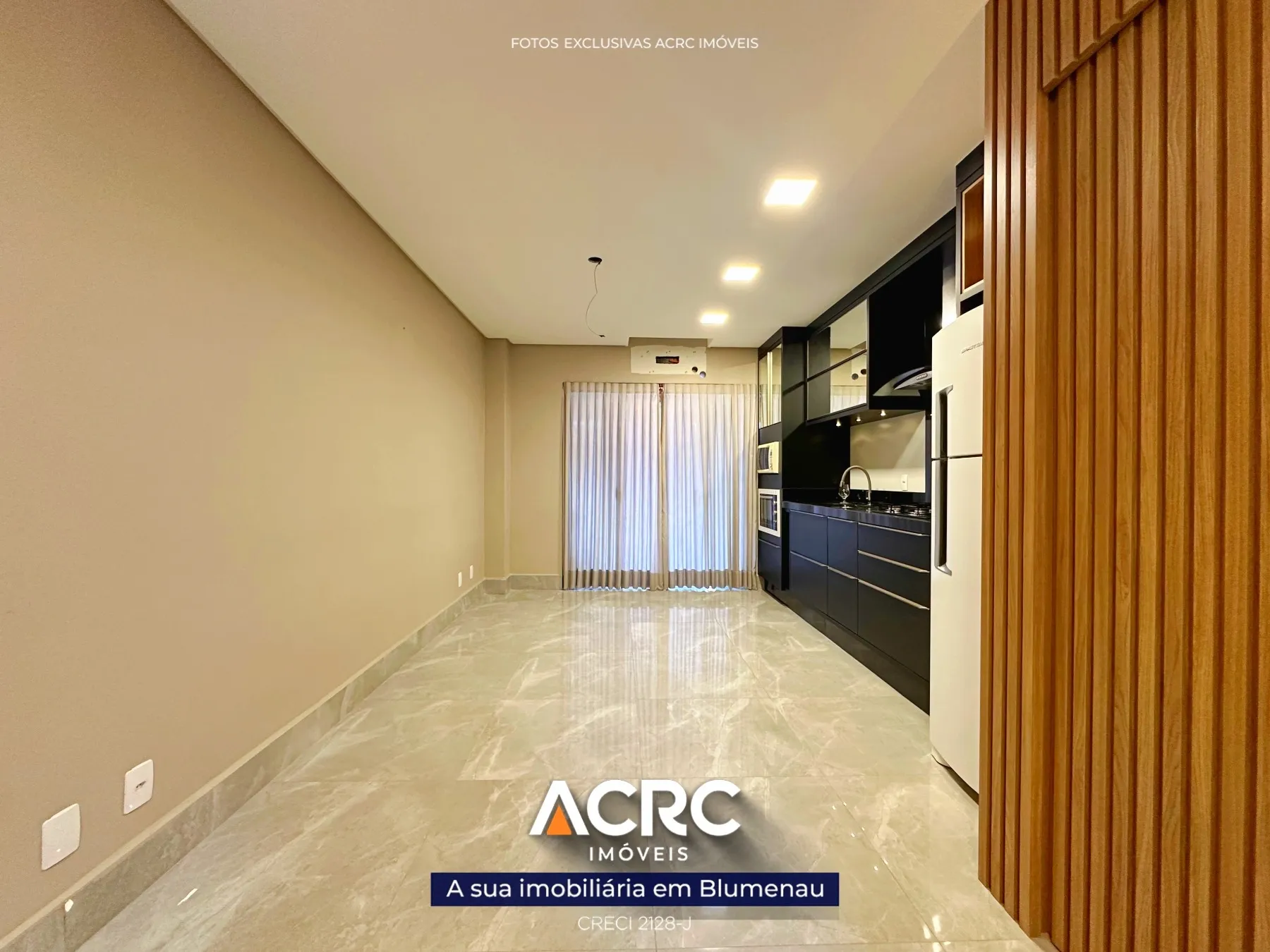 ACRC Imóveis - Casa para Venda no bairro Escola Agrícola em Blumenau. — foto 5