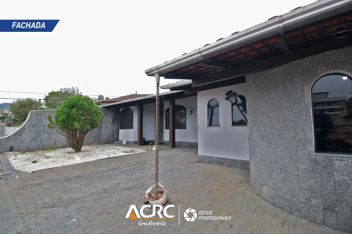 ACRC Imóveis - CA02956 - Casa semimobiliada com piscina para venda no Bairro Velha — foto 2