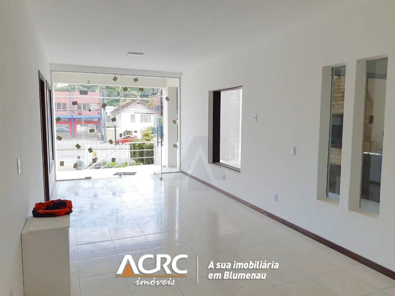 ACRC Imóveis - Prédio para venda no Bairro Ponta Aguda — foto 3