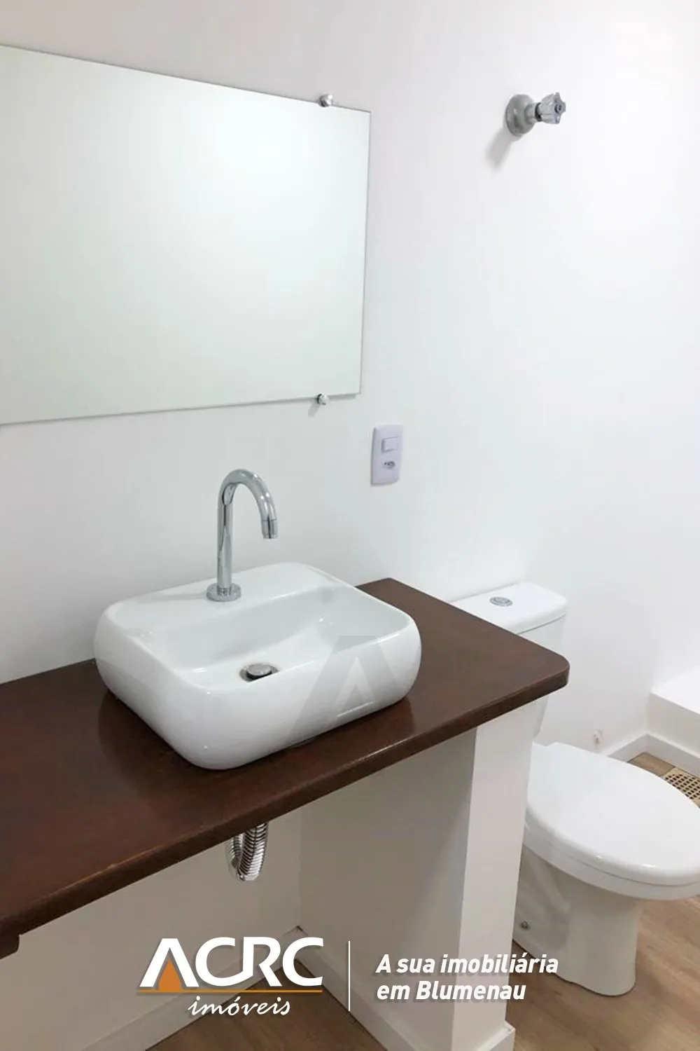 ACRC Imóveis - Prédio para venda no Bairro Ponta Aguda — foto 7