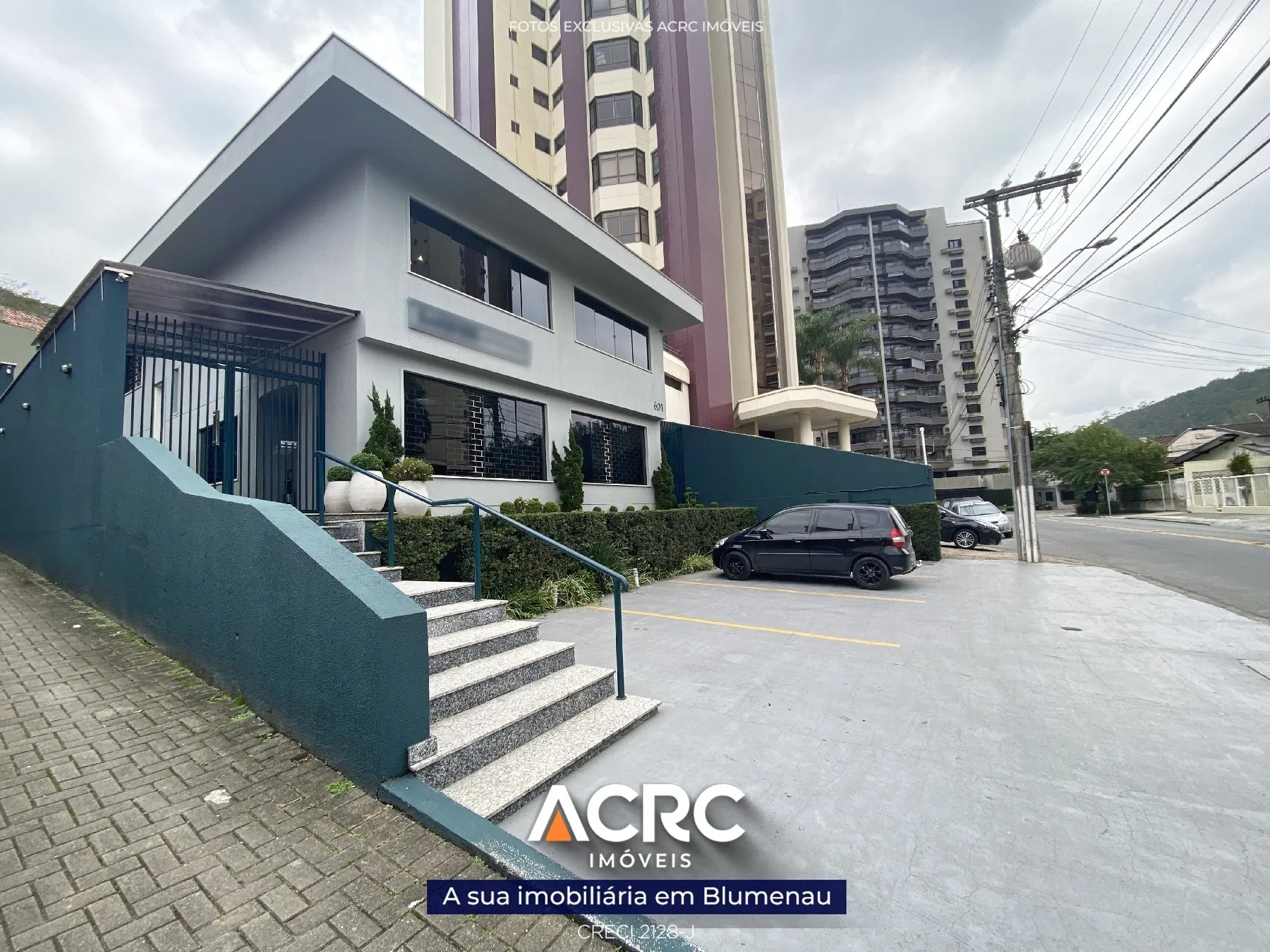 Prédio comercial para venda no bairro Ponta Aguda l ACRC Imóveis - foto 1