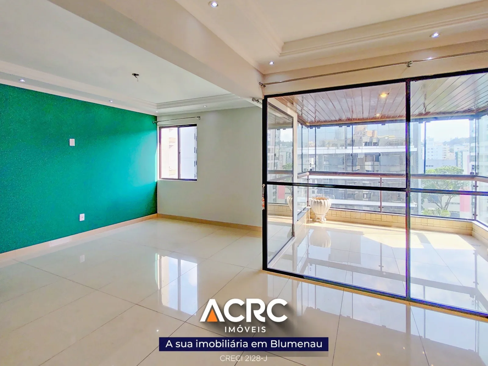 Cobertura Duplex com piscina privativa para locação no bairro Jardim Blumenau | ACRC Imóveis — foto 4