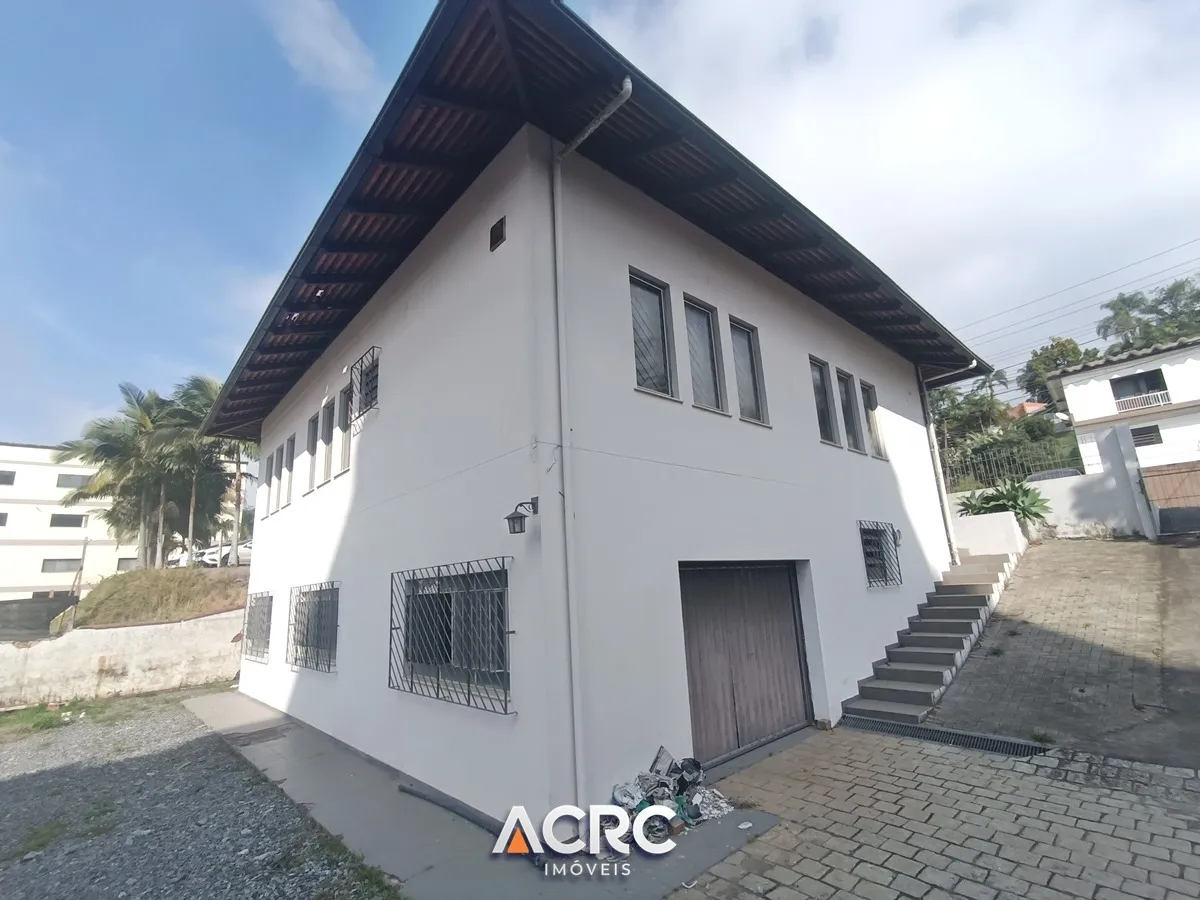 Casa para locação no bairro Salto do Norte | ACRC Imóveis - foto 1