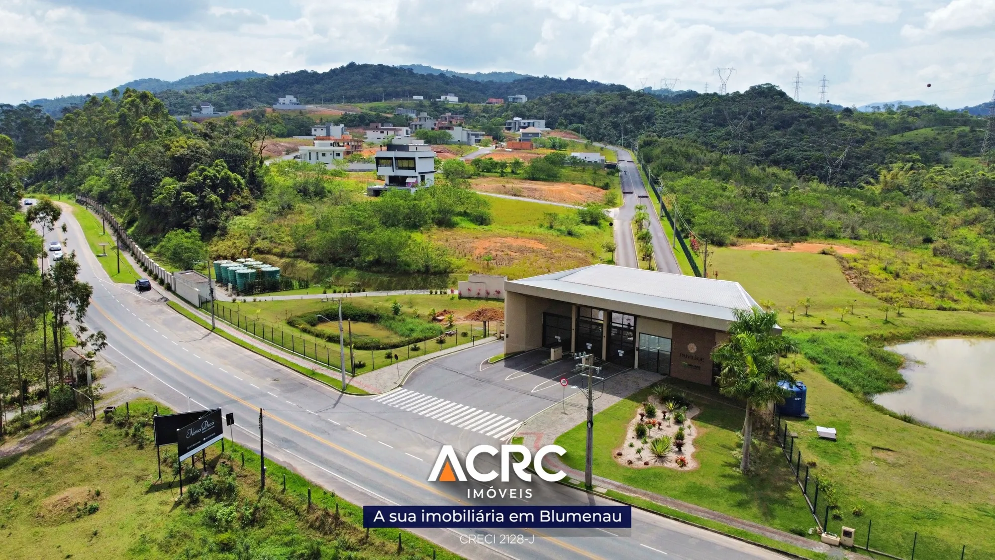 Terreno em condomínio fechado com 363,03 m para venda no bairro Ponta Aguda | ACRC Imóveis - foto 1