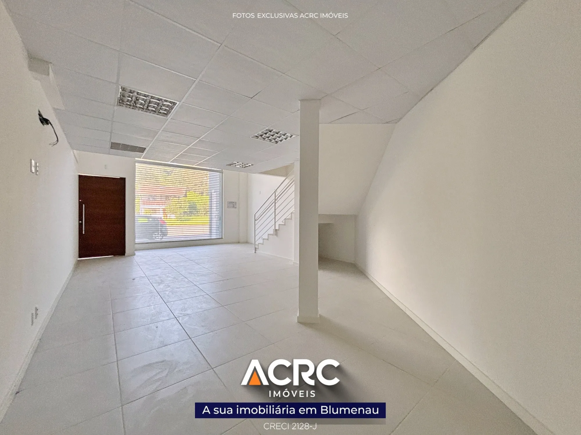 ACRC Imóveis - LJ00372 - Loja comercial para Locação no Bairro Itoupava Norte — foto 4