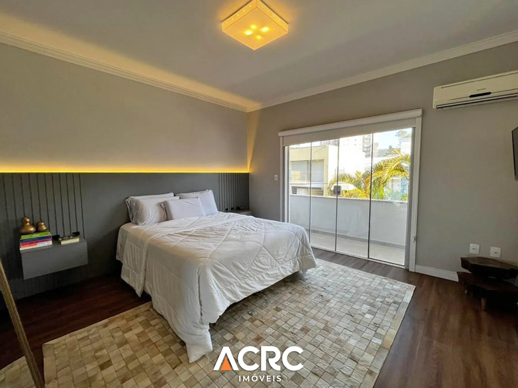 Casa à venda com 3 quartos e 3 suítes, 2 vagas, 270m² na região do bairro Praia Brava, próximo à Avenida Osvaldo Reis, Itajaí — foto 6