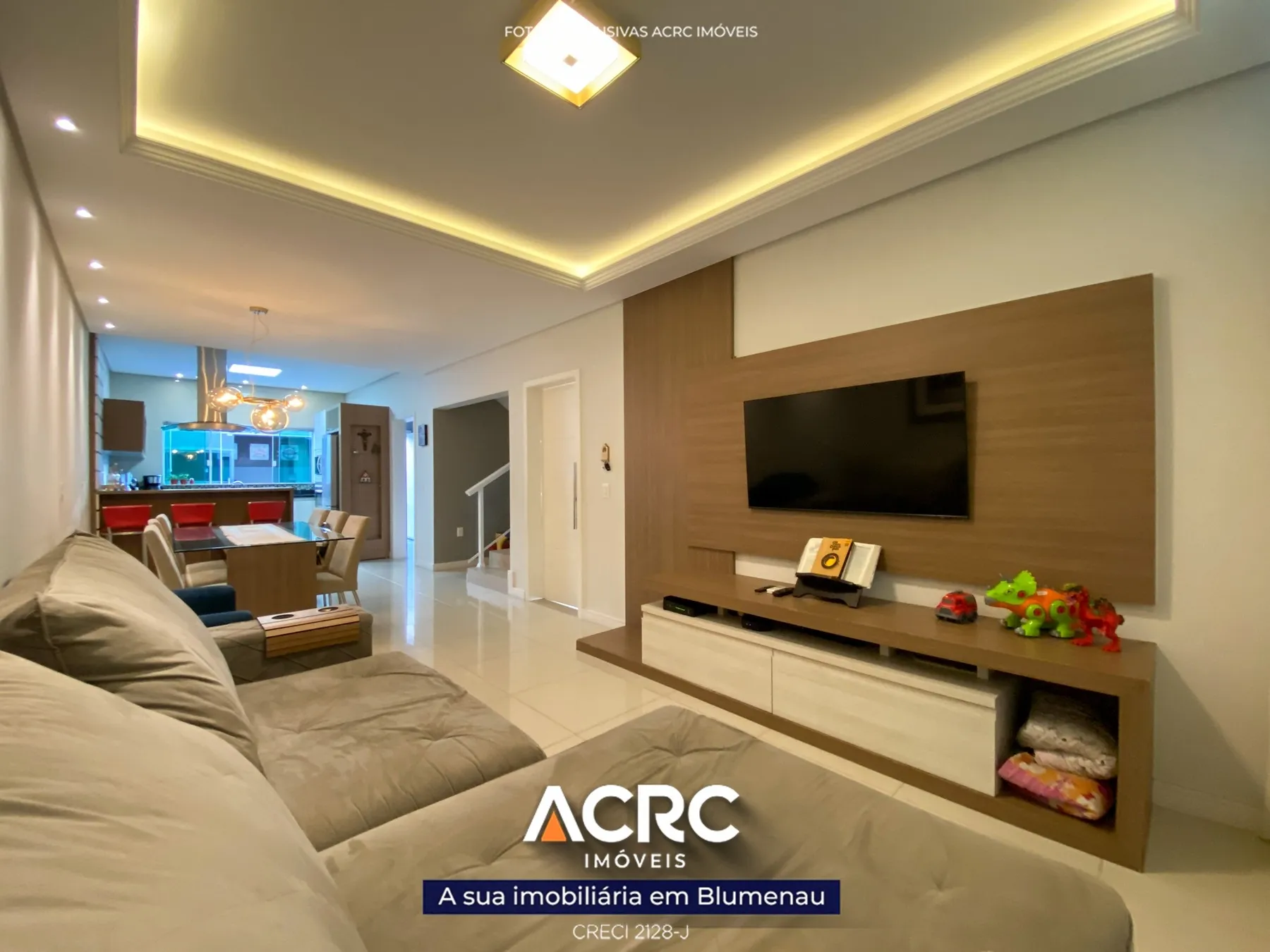 Sobrado de alto padrão para venda no bairro Água Verde | ACRC Imóveis — foto 5