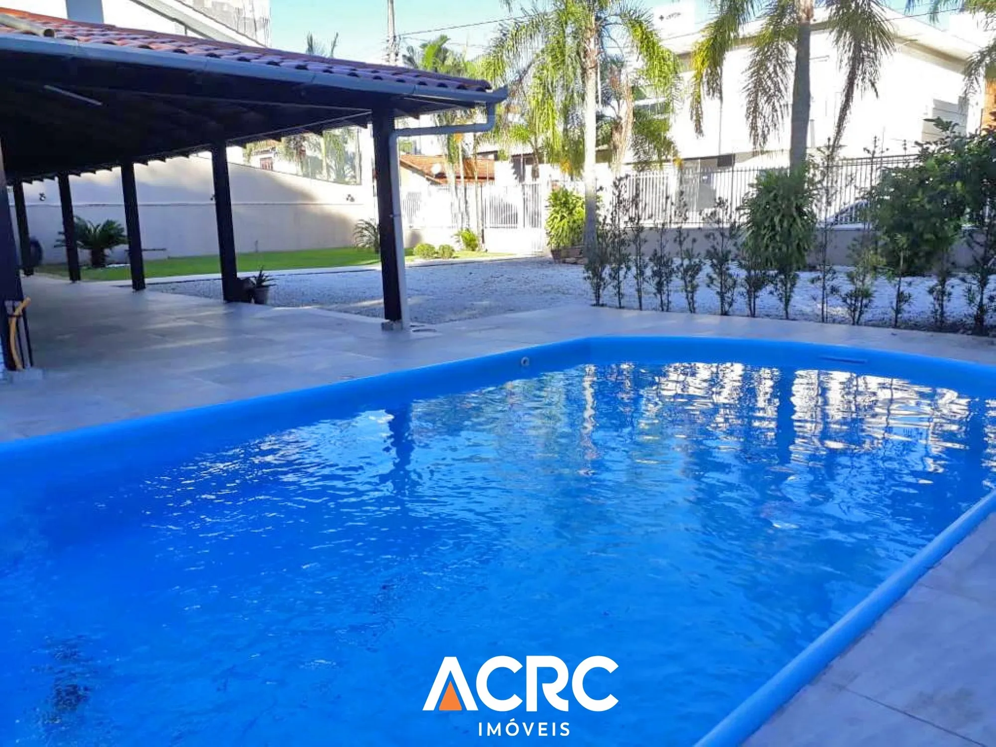 Casa para venda apenas 300m do mar no bairro Itacolomi em Balneário Piçarras l ACRC Imóveis — foto 3