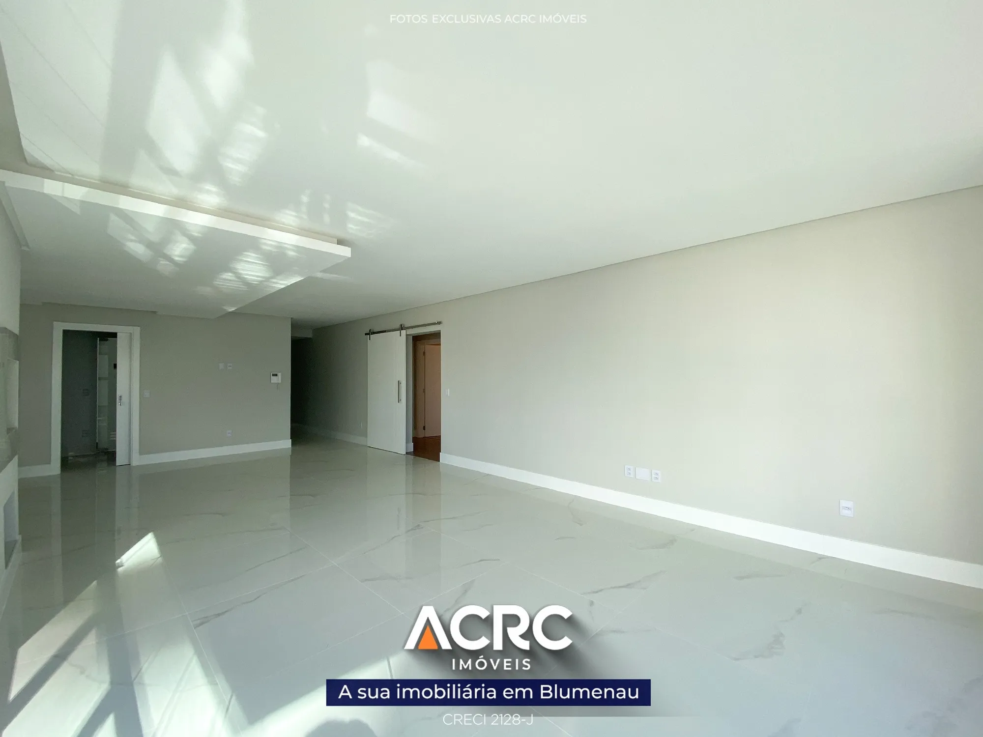 Apartamento com 03 suítes e 02 vagas de garagem no bairro Victor Konder l ACRC Imóveis — foto 5