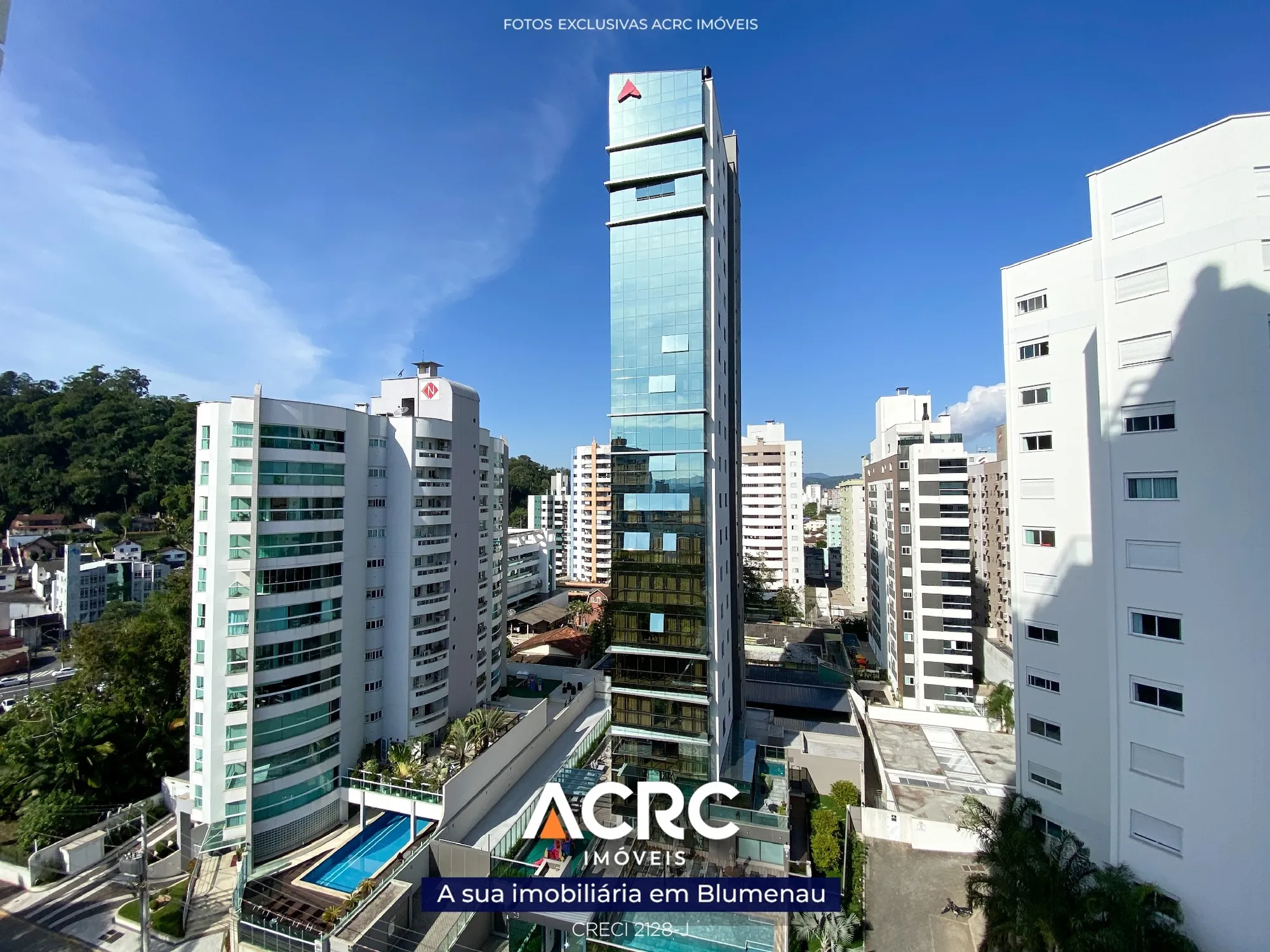 Apartamento com 03 suítes e 02 vagas de garagem no bairro Victor Konder l ACRC Imóveis — foto 7