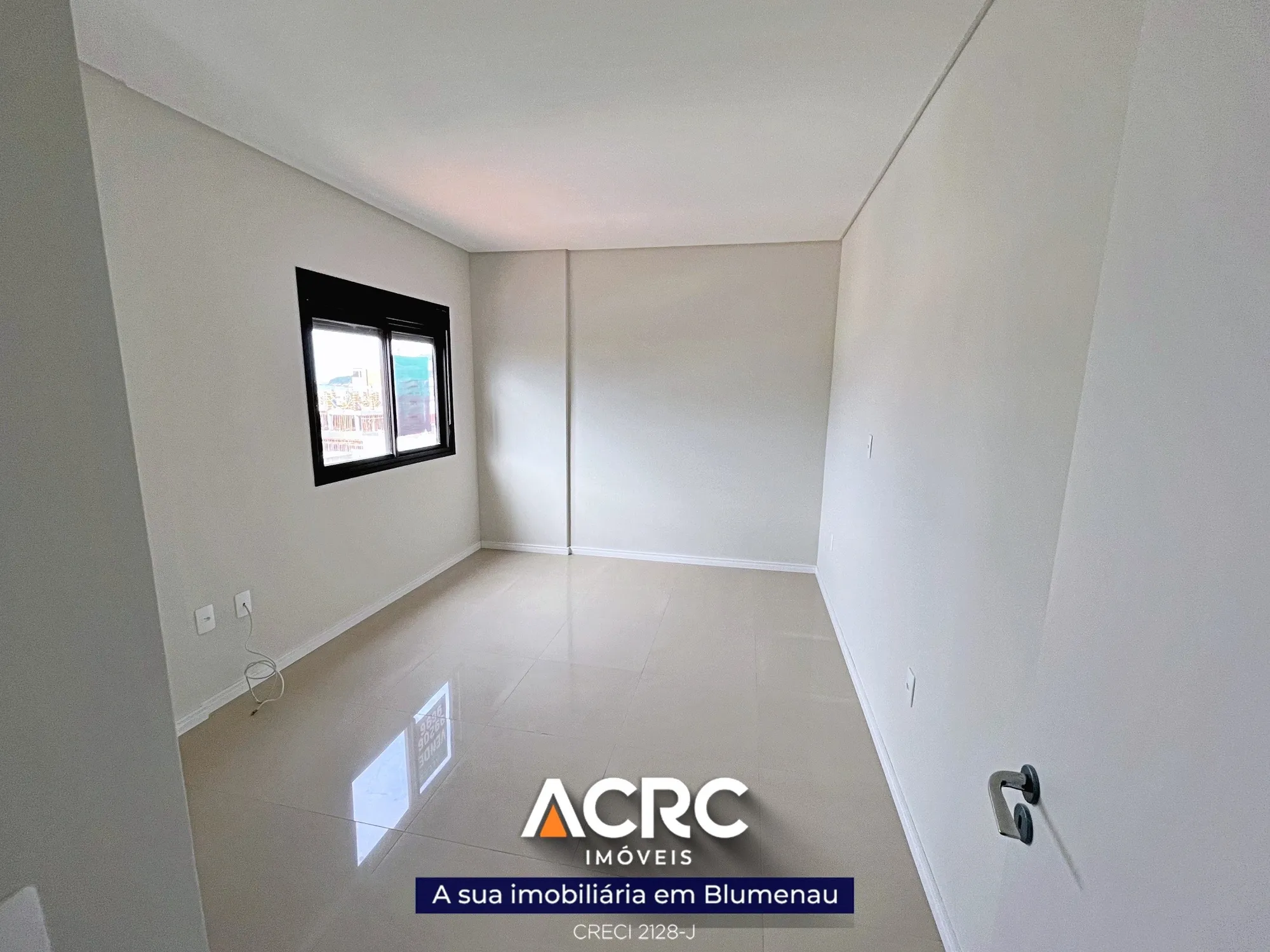 Apartamento com 02 suítes para venda em Bombinhas | ACRC Imóveis — foto 4