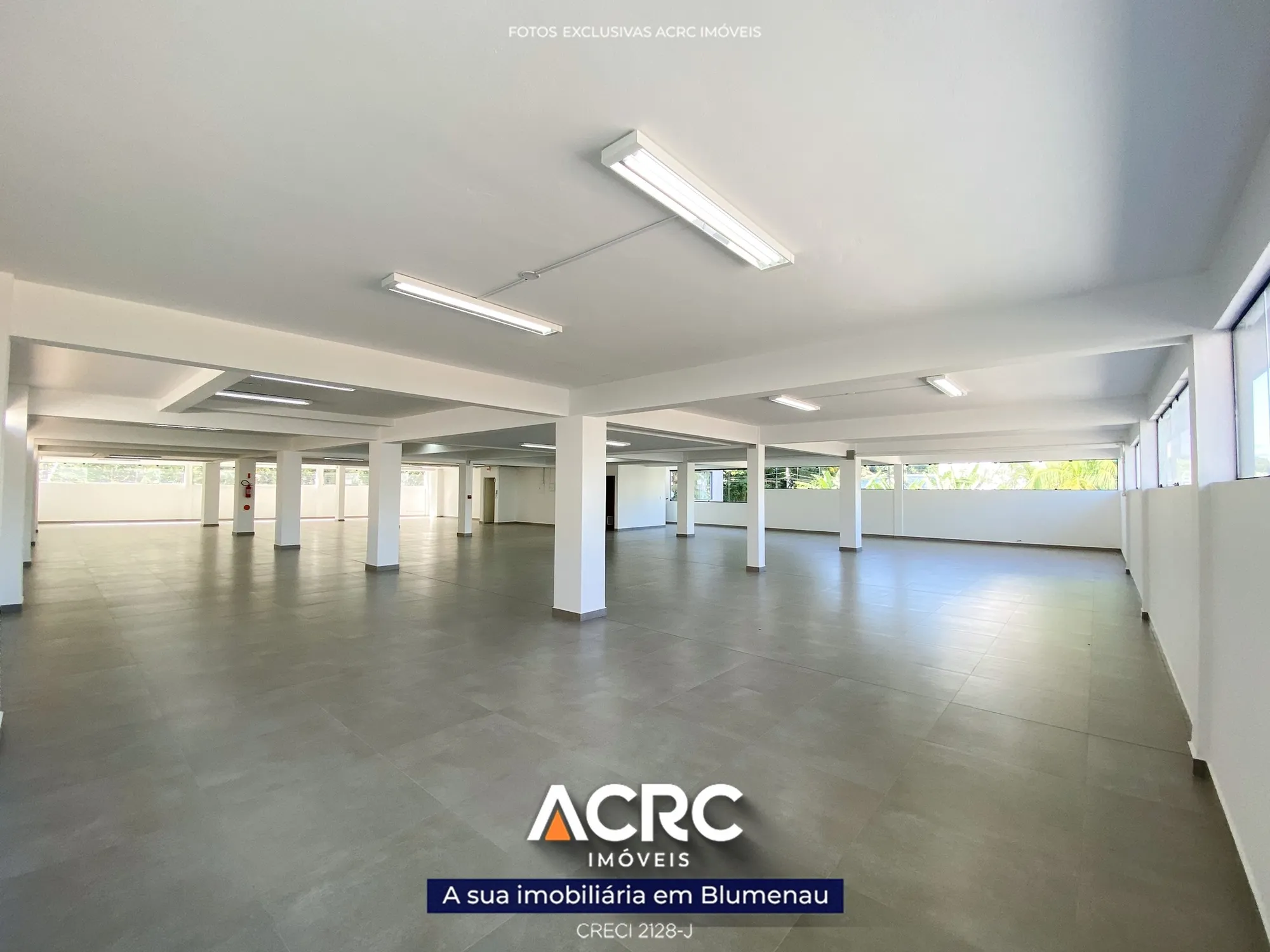 Sala comercial para locação no bairro Ponta Aguda | ACRC Imóveis - foto 1