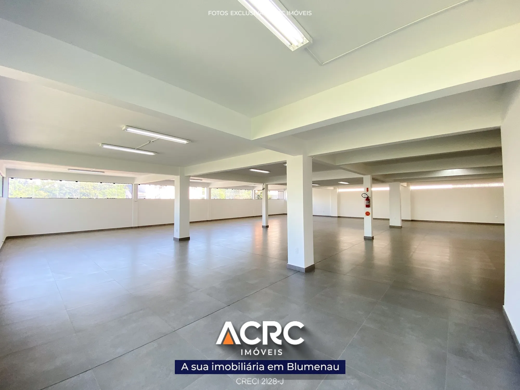 Sala comercial para locação no bairro Ponta Aguda | ACRC Imóveis — foto 4