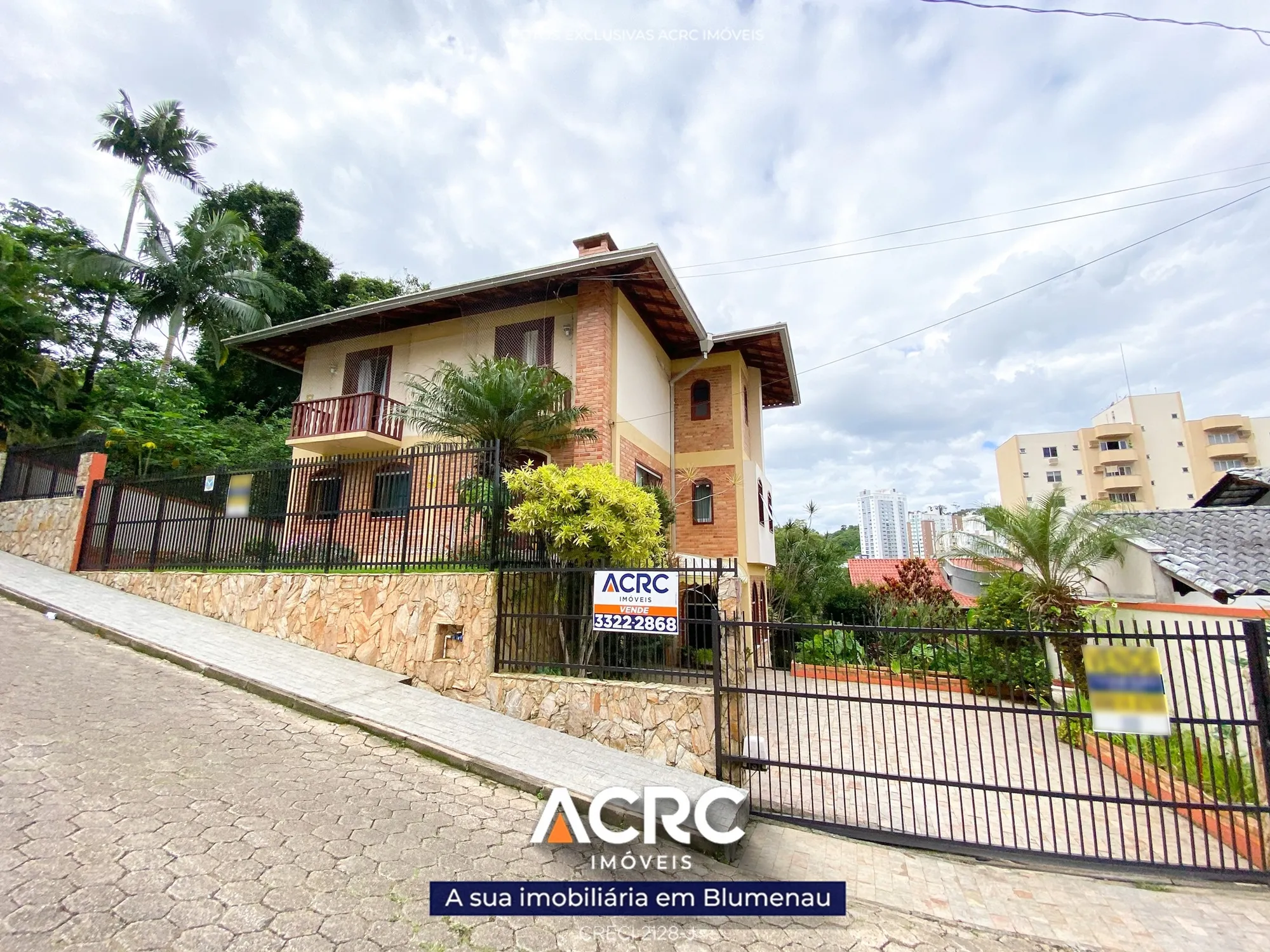 Casa com 04 dormitórios para venda no bairro Vila Nova em Blumenau | ACRC Imóveis — foto 2