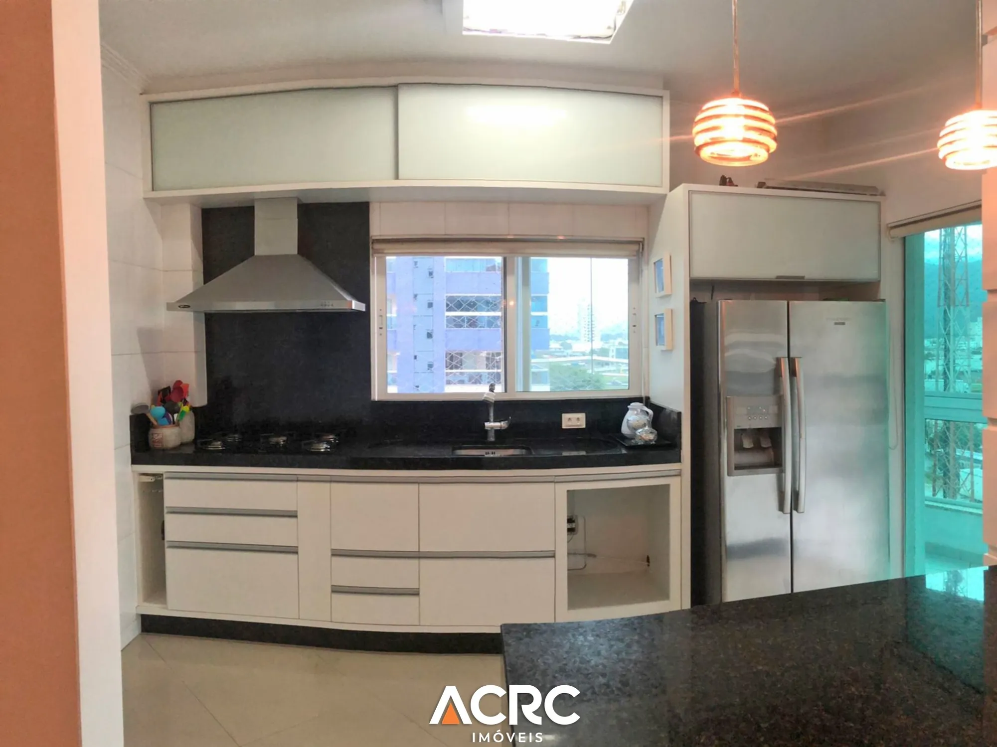 Apartamento com 03 suítes para venda no bairro Meia Praia em Itapema | ACRC Imóveis — foto 4