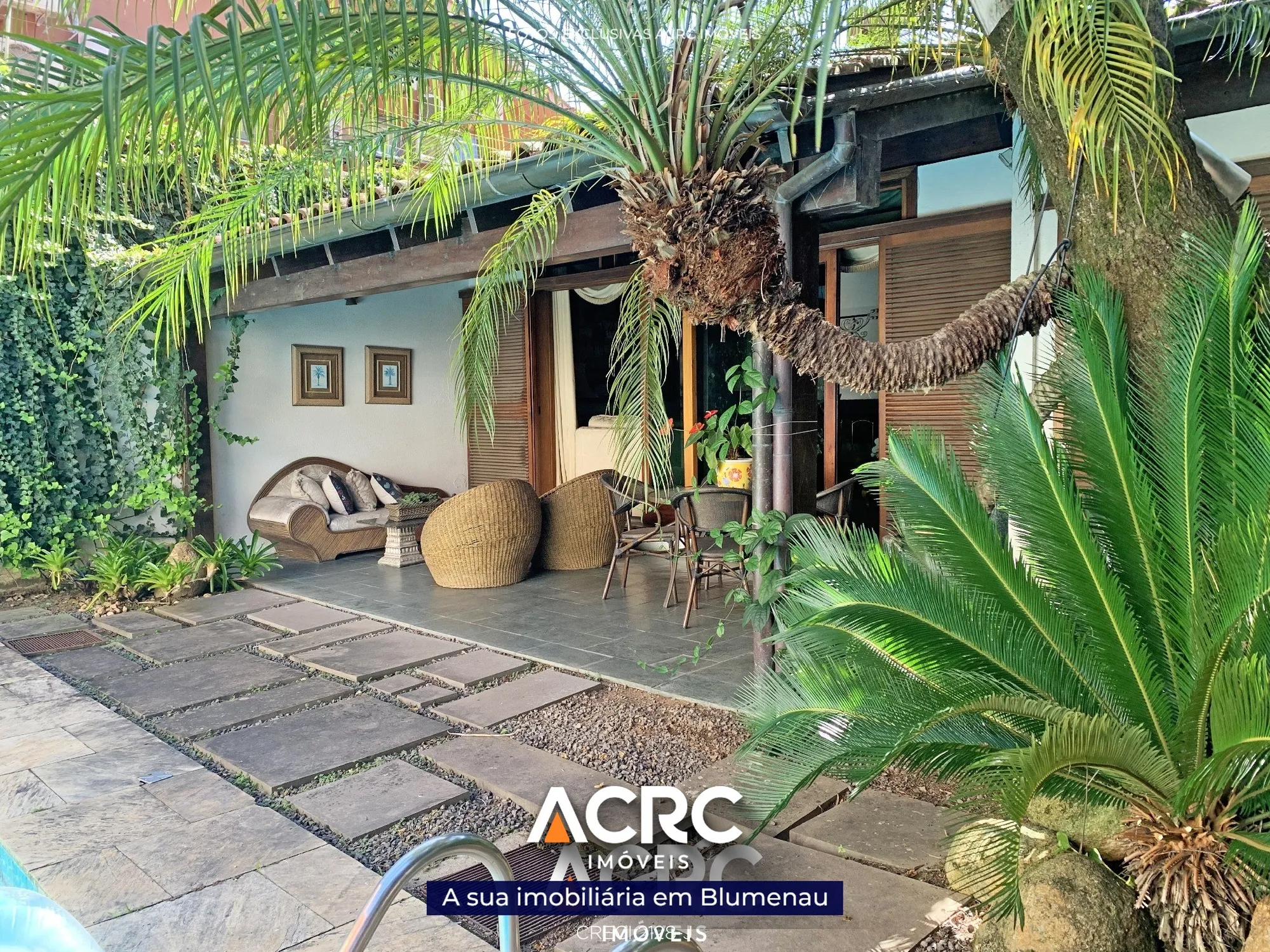 Casa para venda com 04 dormitórios e ampla área de festas em Porto Alegre l ACRC Imóveis — foto 2